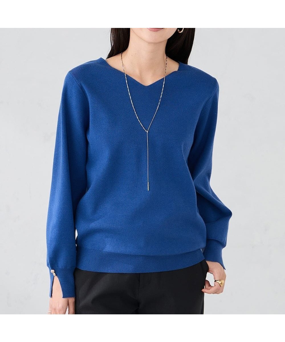 【アー ヴェー ヴェー/a.v.v】の【WEB限定】Vネックパフスリーブニット インテリア・キッズ・メンズ・レディースファッション・服の通販 founy(ファニー) 　ファッション　Fashion　レディースファッション　Fashion for Women　トップス・カットソー　Cut & Sew Tops　ニット　Knit Tops & Sweaters　Vネックトップス　V-Neck Tops / V-Cut Neckline Shirts　インナー　Innerwear　春　Spring　秋　Autumn　シンプル　Simple, Minimal　ジャケット　Jacket, Outerwear　スリーブ　Sleeve, Long Sleeve / Short Sleeve　トレンド　Trend, Trending Now　ボトム　Bottoms, Lower Wear　冬　Winter / This Winter　再入荷　Restock / Back in Stock　夏　Summer　エレガント 上品　Elegant　ビジネス 仕事 通勤　Business / Work / Commuting　ブルー|ID: prp329100004796997 ipo3291000000035263712