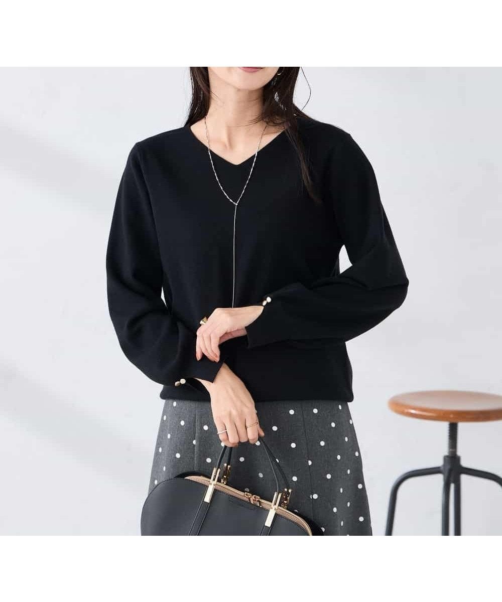 【アー ヴェー ヴェー/a.v.v】の【WEB限定】Vネックパフスリーブニット インテリア・キッズ・メンズ・レディースファッション・服の通販 founy(ファニー) 　ファッション　Fashion　レディースファッション　Fashion for Women　トップス・カットソー　Cut & Sew Tops　ニット　Knit Tops & Sweaters　Vネックトップス　V-Neck Tops / V-Cut Neckline Shirts　インナー　Innerwear　春　Spring　秋　Autumn　シンプル　Simple, Minimal　ジャケット　Jacket, Outerwear　スリーブ　Sleeve, Long Sleeve / Short Sleeve　トレンド　Trend, Trending Now　ボトム　Bottoms, Lower Wear　冬　Winter / This Winter　再入荷　Restock / Back in Stock　夏　Summer　エレガント 上品　Elegant　ビジネス 仕事 通勤　Business / Work / Commuting　ブラック|ID: prp329100004796997 ipo3291000000035263716