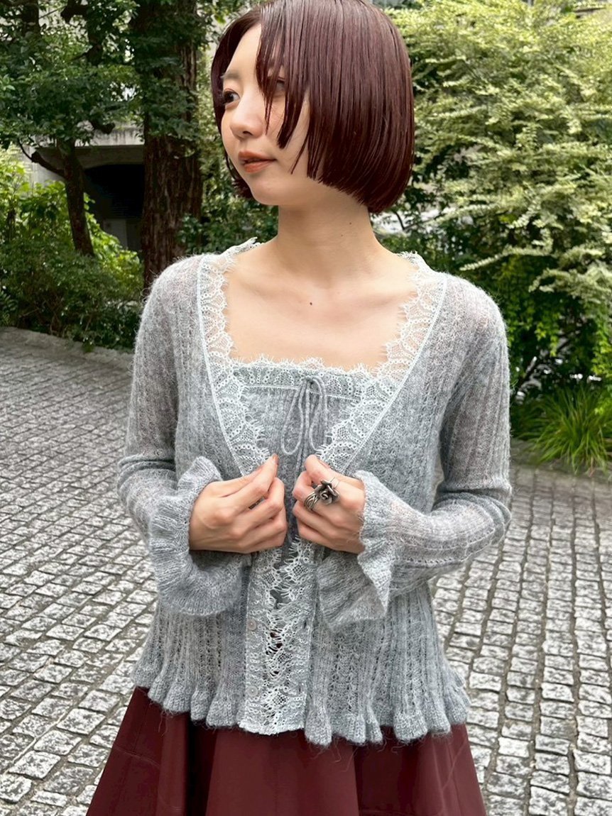 【リリーブラウン/Lily Brown】のレーストリムニットアンサンブル インテリア・キッズ・メンズ・レディースファッション・服の通販 founy(ファニー) 　ファッション　Fashion　レディースファッション　Fashion for Women　トップス・カットソー　Cut & Sew Tops　ニット　Knit Tops & Sweaters　アンサンブルニット　Knit Ensembles & Twin Sets　おすすめ　Recommended / Our Picks　アンサンブル　Ensemble Set　インナー　Innerwear　カーディガン　Cardigan, Knitwear　キャミソール　Camisole, Spaghetti Strap Top　スマート　Smart, Elegant　デニム　Denim, Jeans Material　フェミニン　Feminine, Girly　レース　Lace, Lace Fabric　透かし　Cut-Out, Lacework　GRY[006]|ID: prp329100004797003 ipo3291000000035098017