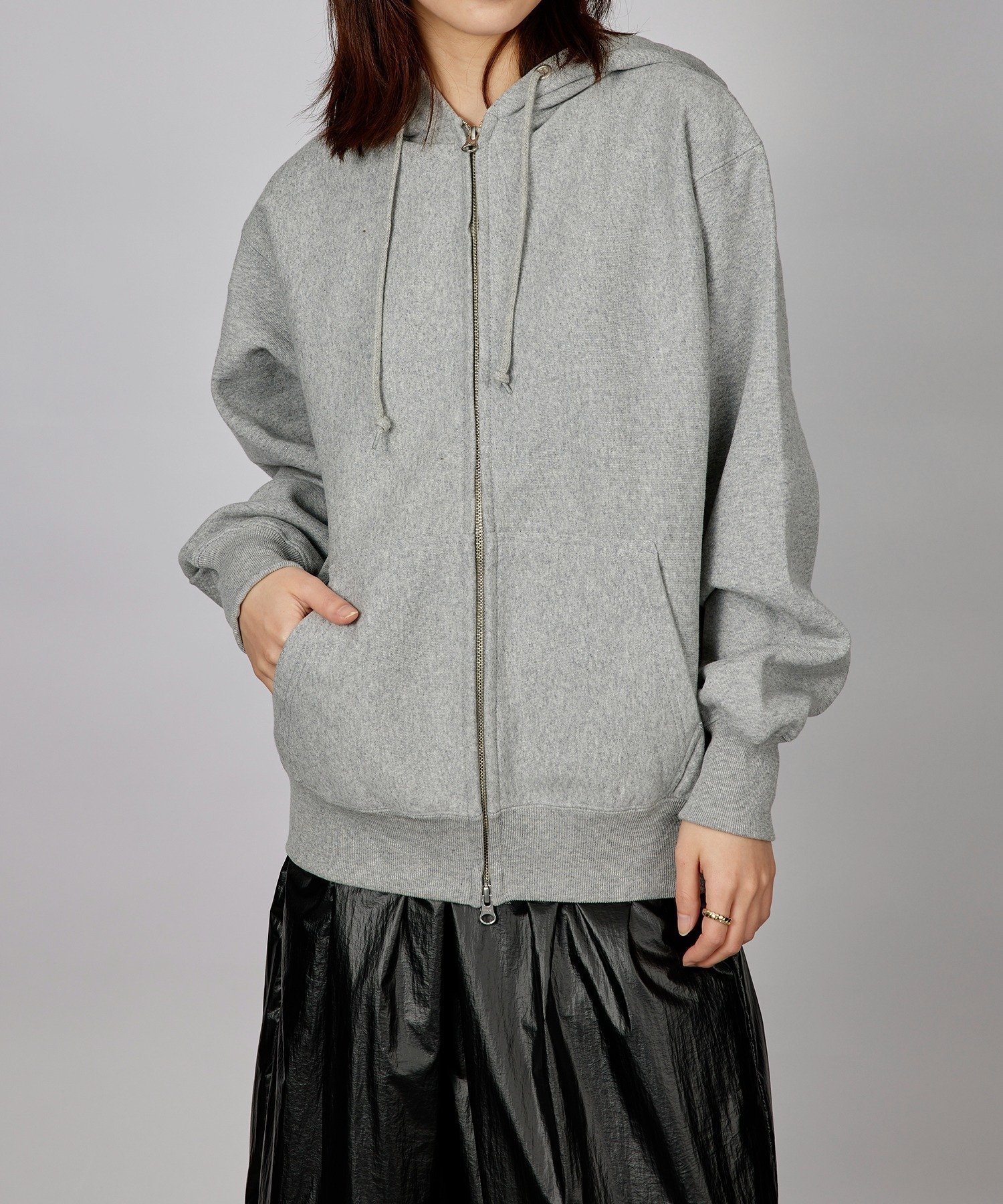 【セットアップセブン/SETUP7】のUnited Athle/ヘビーウェイト フルジップパーカー 5762 インテリア・キッズ・メンズ・レディースファッション・服の通販 founy(ファニー) ファッション Fashion レディースファッション Fashion for Women トップス・カットソー Cut & Sew Tops レディースパーカー・カジュアルフーディー Casual Hoodies & Sweatshirts アウトドア Outdoor Clothing アクセサリー Fashion Accessories アンダー Underwear Essentials インナー Innerwear 厚底 Platform Shoes 春 Spring 洗える Machine Washable 秋 Autumn カーゴパンツ Cargo Pants, Utility Pants キルティング Quilted, Quilting クラシカル Classical, Vintage-Inspired シューズ Shoes, Footwear ショート Short, Short Length シンプル Simple, Minimal スキニー Skinny, Slim Fit スニーカー Sneakers, Trainers スポーツ Sports, Activewear スラックス Slacks, Dress Pants セットアップ Set-Up, Coordinated Outfit センター Center, Center Line ダウン Down, Puffer ダブル Double, Double-Breasted デニム Denim, Jeans Material 定番 Standard, Basic Item パーカー Hoodie, Parka ブルゾン Blouson, Bomber Jacket GRY|ID: prp329100004797004 ipo3291000000034804223