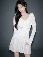 【スナイデル/SNIDEL】のフリルボウタイセットアップ【カンヘウォン着用】 人気、トレンドファッション・服の通販 founy(ファニー) ファッション Fashion レディースファッション Fashion for Women セットアップ Matching Sets ウェーブ Wavy Pattern エレガント 上品 Elegant カーディガン Cardigan, Knitwear ストレート Straight, Straight Cut スマート Smart, Elegant セットアップ Set-Up, Coordinated Outfit タフタ Taffeta, Structured Fabric 人気 Popular, Best Seller バルーン Balloon, Balloon Silhouette ビッグ Big, Oversized フィット Fit, Slim Fit フリル Frill, Ruffle フレア Flare, Flared ミックス Mix, Mixed Style ミニスカート Mini Skirt, Short Skirt ランダム Random, Irregular リボン Ribbon, Bow 楽ちん Easy Fit, Comfortable おすすめ Recommended / Our Picks thumbnail IVR[003]|ID: prp329100004797010 ipo3291000000034804266