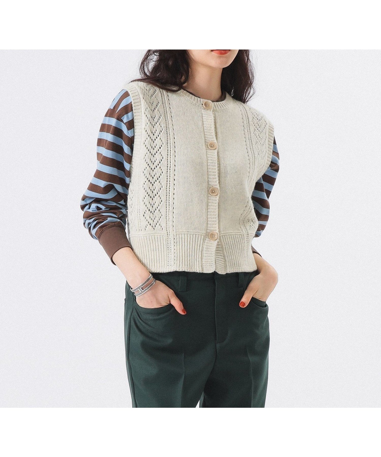 【ビームス ウイメン/BEAMS】の【10/23新規値下げ】レース ニット ベスト インテリア・キッズ・メンズ・レディースファッション・服の通販 founy(ファニー) ファッション Fashion レディースファッション Fashion for Women アウター Coat / Outerwear Collection トップス・カットソー Cut & Sew Tops ニット Knit Tops & Sweaters ベスト&ジレ / 重ね着スタイル Vests & Gilets ウェーブ Wavy Pattern カットソー Cut and Sewn Top コンパクト Compact, Small Size シンプル Simple, Minimal ダウン Down, Puffer デニム Denim, Jeans Material バランス Balance, Style Balance フェミニン Feminine, Girly フレア Flare, Flared ベスト Vest, Waistcoat ミックス Mix, Mixed Style ミリタリー Military, Army Style レース Lace, Lace Fabric ワイド Wide, Wide Fit おすすめ Recommended / Our Picks エレガント 上品 Elegant OATMEAL|ID: prp329100004797110 ipo3291000000034805150