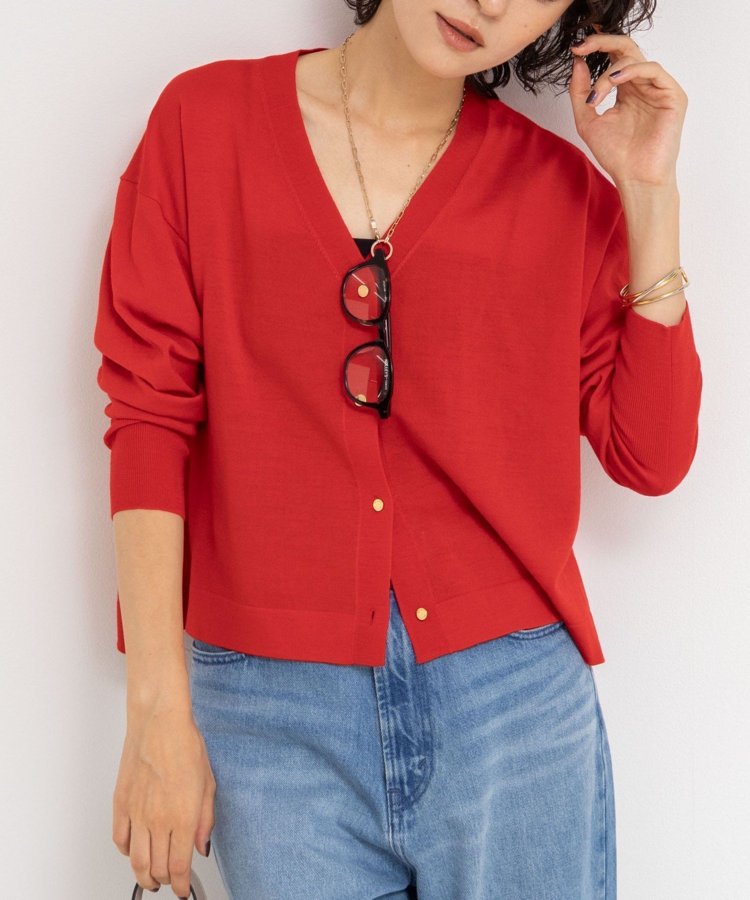 【ノーリーズ/NOLLEY'S】の《手洗い可能》《アンサンブル対応》18G天竺ゆったりVネックカーディガン インテリア・キッズ・メンズ・レディースファッション・服の通販 founy(ファニー) 　ファッション　Fashion　レディースファッション　Fashion for Women　トップス・カットソー　Cut & Sew Tops　カーディガン・羽織り　Layered Style Cardigans　アンサンブルニット　Knit Ensembles & Twin Sets　Vネックトップス　V-Neck Tops / V-Cut Neckline Shirts　アンサンブル　Ensemble Set　イエロー　Yellow　カーディガン　Cardigan, Knitwear　ハイネック　High Neck, Mock Neck　ベーシック　Basic, Essential　おすすめ　Recommended / Our Picks　2025年　2025　2025-2026秋冬・A/W　Autumn/Winter 2025–26 AW25–26　レッド|ID: prp329100004797151 ipo3291000000035112715