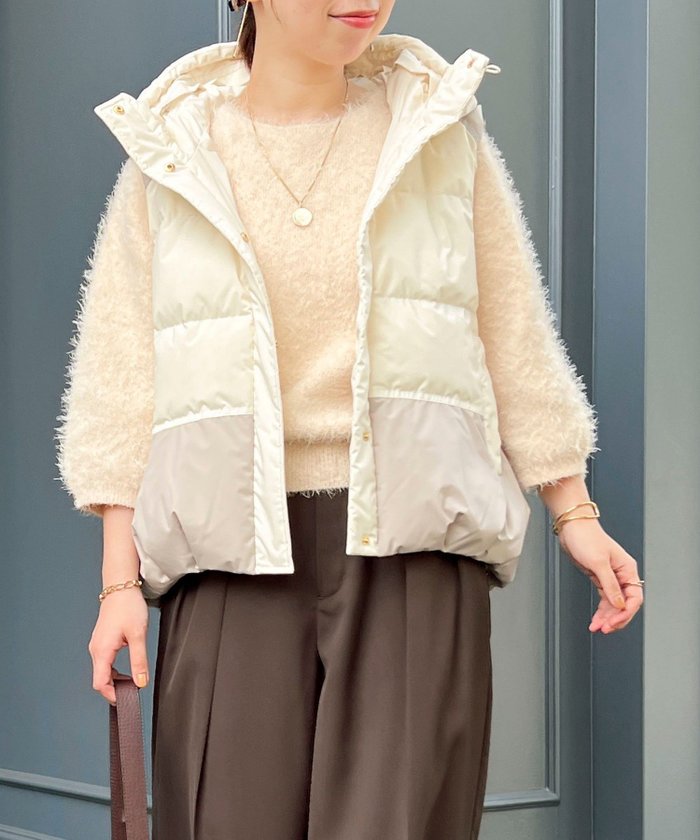 【ノーリーズ/NOLLEY'S】のエアリーフードピュアダウンベスト インテリア・キッズ・メンズ・レディースファッション・服の通販 founy(ファニー) https://founy.com/ ファッション Fashion レディースファッション Fashion for Women アウター Coat / Outerwear Collection トップス・カットソー Cut & Sew Tops ベスト&ジレ / 重ね着スタイル Vests & Gilets コンパクト Compact, Small Size シャーリング Shirring, Ruched スマート Smart, Elegant ダウン Down, Puffer チェック Check, Plaid, Tartan フィット Fit, Slim Fit フロント Front, Front Design ベスト Vest, Waistcoat ポケット Pocket, Pocket Detail 防寒 Cold Protection, Winter-Ready ループ Loop, Loop Knit おすすめ Recommended / Our Picks エレガント 上品 Elegant ビジネス 仕事 通勤 Business / Work / Commuting 2025年 2025 2025-2026秋冬・A/W Autumn/Winter 2025–26 AW25–26 |ID: prp329100004797483 ipo3291000000035019220