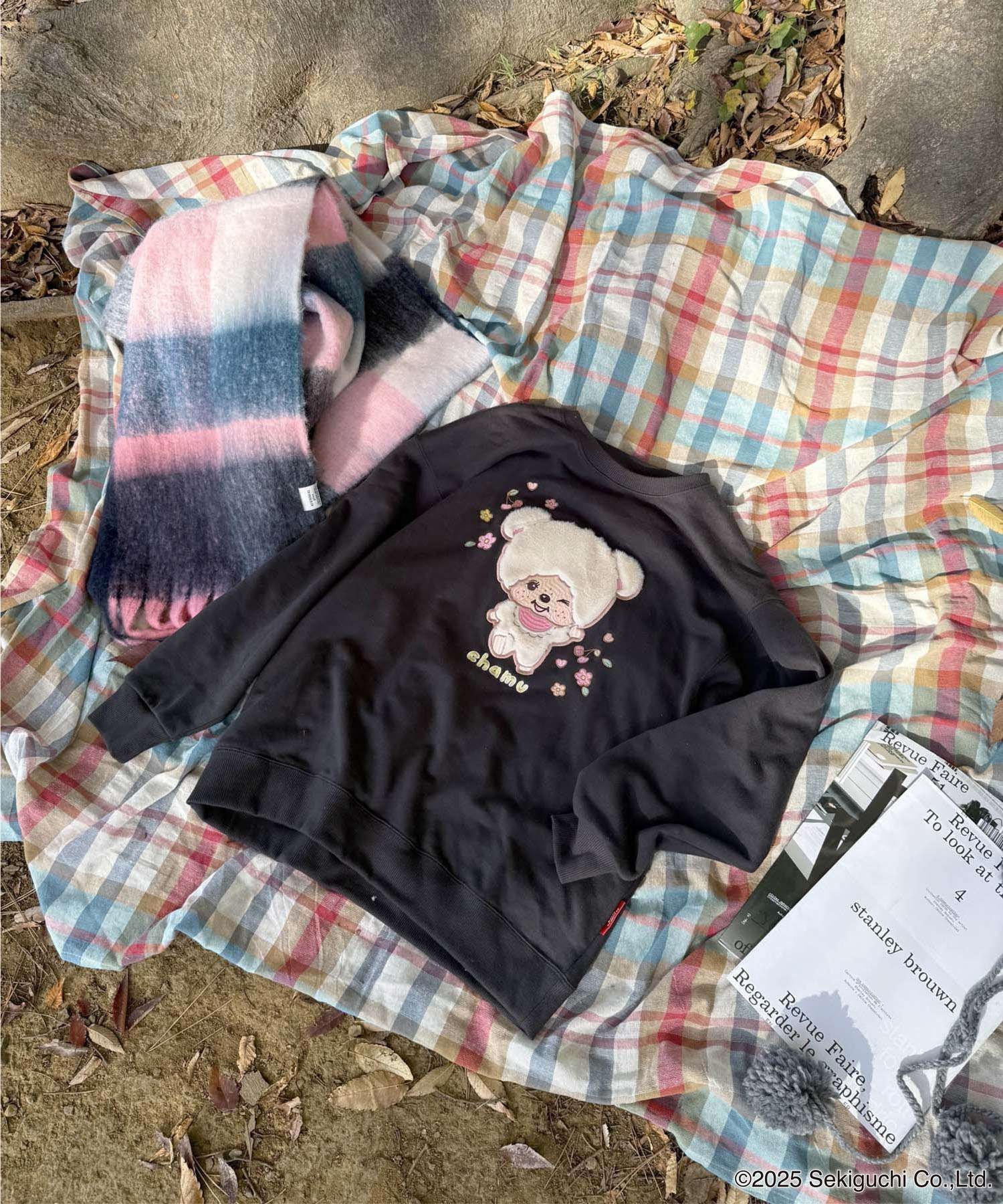 【アズノウアズ プラス/AS KNOW AS plus】の♪アクリルキーホルダー付き モンチッチフレンズスウェット【 Monchhichi 】 インテリア・キッズ・メンズ・レディースファッション・服の通販 founy(ファニー) ファッション Fashion レディースファッション Fashion for Women トップス・カットソー Cut & Sew Tops レディースパーカー・カジュアルフーディー Casual Hoodies & Sweatshirts スウェット・クルーネックトップス Sweatshirts & Crewnecks / Relaxed Fit Sweat Tops アクリル Acrylic Material キーホルダー Keychain, Key Holder スウェット / スエット Sweatshirt, Sweatwear フロント Front, Front Design 再入荷 Restock / Back in Stock おすすめ Recommended / Our Picks CHチャム|ID: prp329100004797527 ipo3291000000034808538