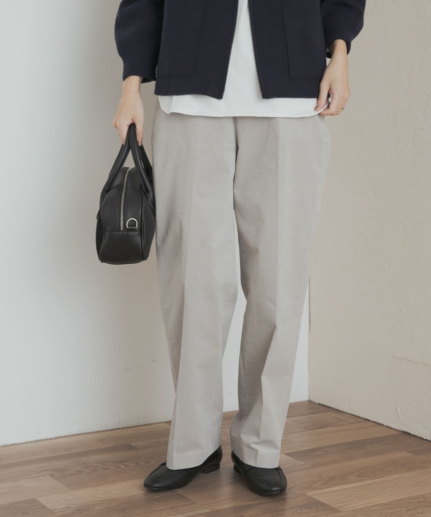 【アーバンリサーチ ドアーズ/URBAN RESEARCH DOORS】の『UR TECH』コーデュロイトラウザーパンツ インテリア・キッズ・メンズ・レディースファッション・服の通販 founy(ファニー) ファッション Fashion レディースファッション Fashion for Women パンツ Pants & Trousers コーデュロイ Corduroy, Cord Fabric ストレッチ Stretch, Stretchy Fabric ストレート Straight, Straight Cut 定番 Standard, Basic Item ワイド Wide, Wide Fit A/W・秋冬 Autumn/Winter 冬 Winter / This Winter 2025年 2025 2025-2026秋冬・A/W Autumn/Winter 2025–26 AW25–26 L.GRAY|ID: prp329100004797601 ipo3291000000034809436