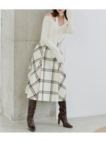 【スナイデル/SNIDEL】のSustainableロービングチェックミドルスカート 人気、トレンドファッション・服の通販 founy(ファニー) ファッション Fashion レディースファッション Fashion for Women スカート Skirts クラシカル Classical, Vintage-Inspired 今季 This Season, Current Season スマート Smart, Elegant チェック Check, Plaid, Tartan トレンド Trend, Trending Now 定番 Standard, Basic Item バイアス Bias, Diagonal Cut バランス Balance, Style Balance フィット Fit, Slim Fit ブライト Bright, Shiny ポケット Pocket, Pocket Detail ミドル Middle Length, Mid Height エレガント 上品 Elegant |ID:prp329100004797664