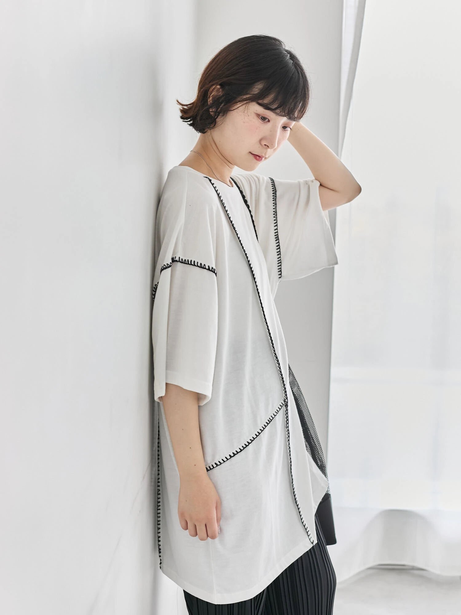 【サマンサモスモス/Samansa Mos2】の◎【接触冷感】切替ステッチチュニック インテリア・キッズ・メンズ・レディースファッション・服の通販 founy(ファニー) ファッション Fashion レディースファッション Fashion for Women トップス・カットソー Cut & Sew Tops アシンメトリー Asymmetrical Style シンプル Simple, Minimal チュニック Tunic, Long Top リラックス Relax, Relaxed Fit 切替 Switching, Contrast Panel オフホワイト|ID: prp329100004797743 ipo3291000000034810603