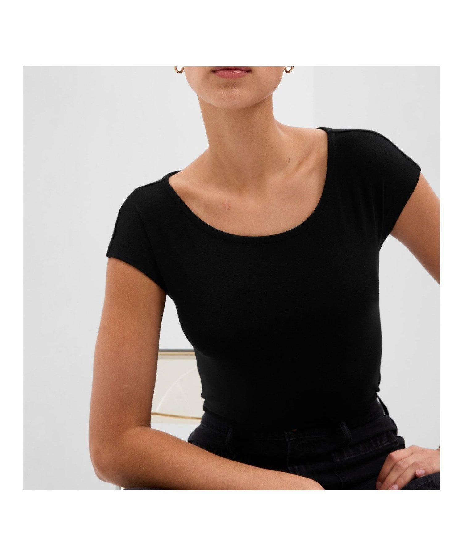 【ギャップ/GAP】のモダン キャップスリーブTシャツ インテリア・キッズ・メンズ・レディースファッション・服の通販 founy(ファニー) 　ファッション　Fashion　レディースファッション　Fashion for Women　トップス・カットソー　Cut & Sew Tops　シャツ・ブラウス・オフィスカジュアル　Elegant Blouses & Button-Ups　ロングTシャツ・Tシャツ　Longline T-Shirts & Tees　インナー　Innerwear　キャップ　Cap, Baseball Cap　スリーブ　Sleeve, Long Sleeve / Short Sleeve　ベーシック　Basic, Essential　モダン　Modern, Contemporary　無地　Plain, Solid Color　羽織　Haori, Light Jacket　BLACK|ID: prp329100004797752 ipo3291000000035156639