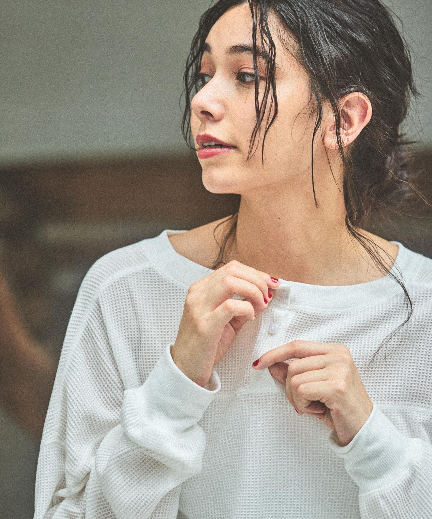 【ニコアンド/niko and】の2WAYネックワッフルプルオーバー インテリア・キッズ・メンズ・レディースファッション・服の通販 founy(ファニー) ファッション Fashion レディースファッション Fashion for Women トップス・カットソー Cut & Sew Tops カジュアルプルオーバー・ニットトップス Pullovers & Knit Tops / Casual Pullovers おすすめ Recommended / Our Picks スウェット / スエット Sweatshirt, Sweatwear ベスト Vest, Waistcoat ワッフル Waffle, Waffle Knit 秋 Autumn アイボリー|ID: prp329100004797779 ipo3291000000034810856