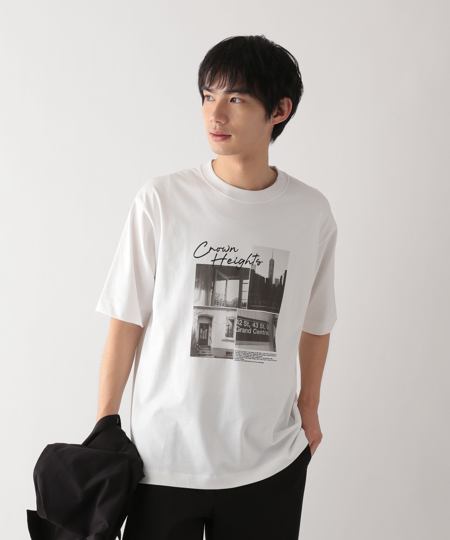 【グローバルワーク/GLOBAL WORK】のグラフィックTシャツ3/半袖/584704 インテリア・キッズ・メンズ・レディースファッション・服の通販 founy(ファニー) 　ファッション　Fashion　レディースファッション　Fashion for Women　トップス・カットソー　Cut & Sew Tops　シャツ・ブラウス・オフィスカジュアル　Elegant Blouses & Button-Ups　ロングTシャツ・Tシャツ　Longline T-Shirts & Tees　おすすめ　Recommended / Our Picks　グラフィック　Graphic, Graphic Design　スラックス　Slacks, Dress Pants　プリント　Print, Printed Pattern　ペーパー　Paper, Kraft Paper　リラックス　Relax, Relaxed Fit　半袖　Short Sleeve, Half Sleeve　吸水　Absorbent, Quick-Dry　夏　Summer　オフ*フォト(白黒)03|ID: prp329100004797809 ipo3291000000035100150