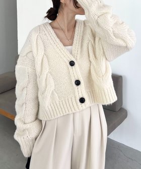 【カプリシューレマージュ/CAPRICIEUX LEMAGE】のBIGケーブルカーディガン 人気、トレンドファッション・服の通販 founy(ファニー) ファッション Fashion レディースファッション Fashion for Women トップス・カットソー Cut & Sew Tops カーディガン・羽織り Layered Style Cardigans おすすめ Recommended / Our Picks エアリー Airy Texture カーディガン Cardigan, Knitwear コーデュロイ Corduroy, Cord Fabric トレンド Trend, Trending Now バランス Balance, Style Balance フレア Flare, Flared マキシ Maxi, Full Length ワイド Wide, Wide Fit 台形 A-Line, Trapezoid Shape |ID:prp329100004797887