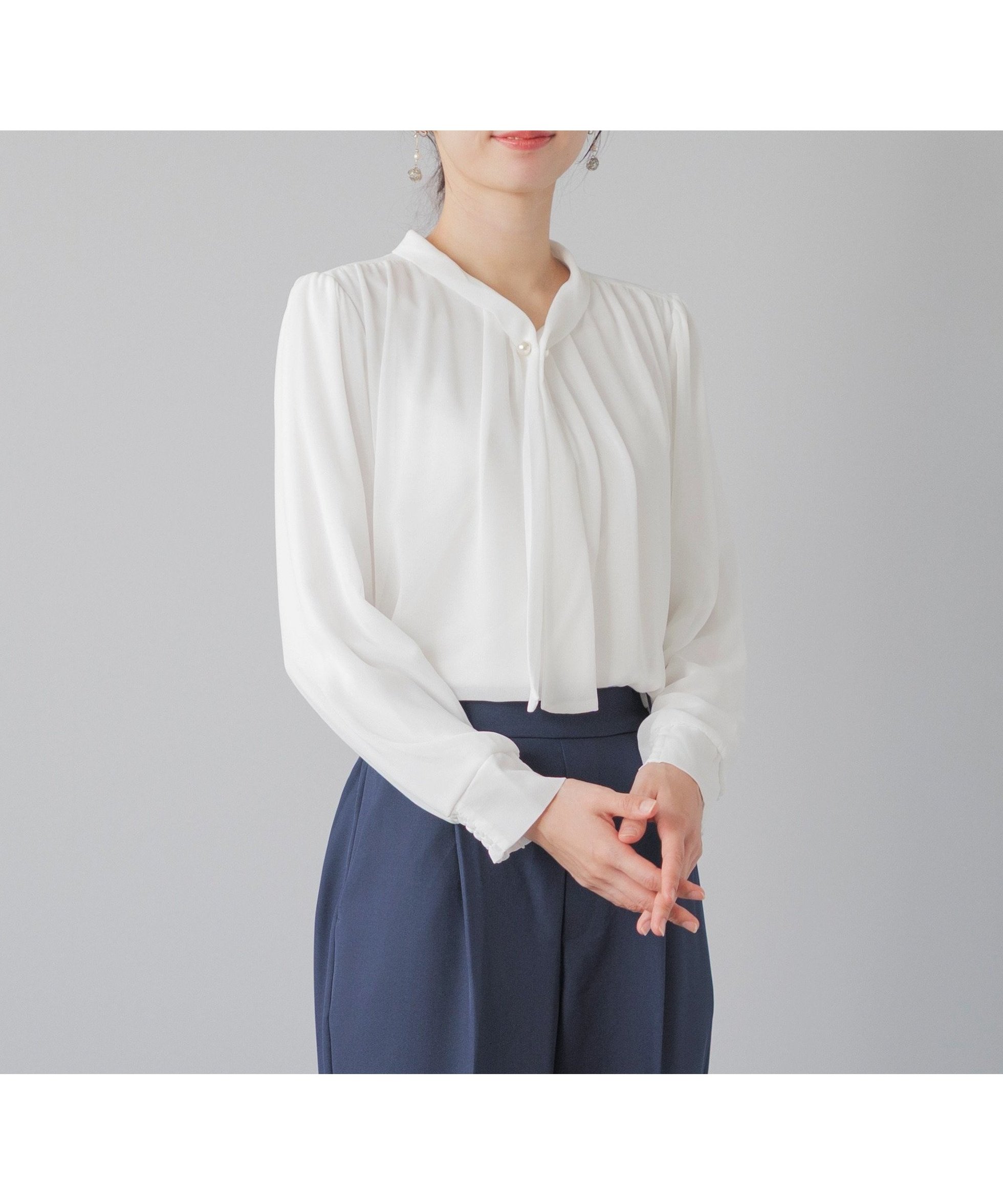 【その他のブランド/Other】の【裏起毛】パールボウタイ 長袖ブラウス 人気、トレンドファッション・服の通販 founy(ファニー) 　ファッション　Fashion　レディースファッション　Fashion for Women　トップス・カットソー　Cut & Sew Tops　シャツ・ブラウス・オフィスカジュアル　Elegant Blouses & Button-Ups　おすすめ　Recommended / Our Picks　ギャザー　Gathered, Ruffled　ジョーゼット　Georgette, Semi-Sheer Fabric　ストレッチ　Stretch, Stretchy Fabric　セレモニー　Ceremony　ドレープ　Drape, Draping Fabric　パール　Pearl, Pearl Accent　フォーマル　Formal, Dressy　ブローチ　Brooch, Pin Brooch　エレガント 上品　Elegant　長袖　Long Sleeve, Full Sleeve　 other-1|ID: prp329100004797933 ipo3291000000035226772