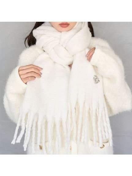 【スナイデル/SNIDEL】のブローチ付きマフラー 人気、トレンドファッション・服の通販 founy(ファニー) ファッション Fashion レディースファッション Fashion for Women マフラー・スヌード / 冬小物の定番 Scarves & Mufflers エレガント 上品 Elegant スマート Smart, Elegant ビジュー Bijou, Jewel-like Accent フリンジ Fringe, Tassel ブローチ Brooch, Pin Brooch マフラー Scarf, Muffler ラグジュアリー Luxury, Elegant リボン Ribbon, Bow 冬 Winter / This Winter おすすめ Recommended / Our Picks other-1|ID: prp329100004797984 ipo3291000000034812502