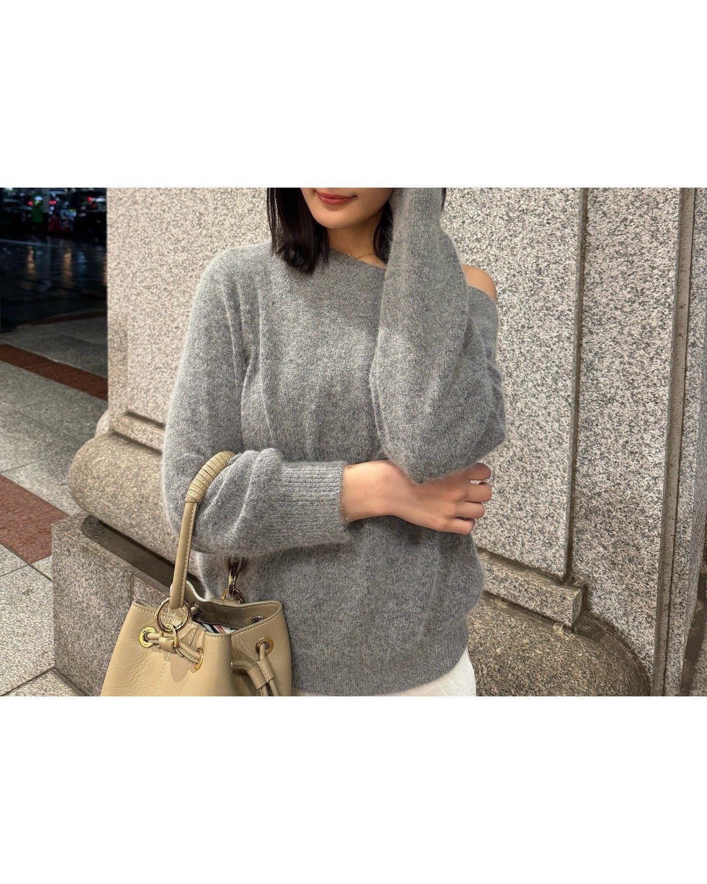 【プロポーション ボディドレッシング/PROPORTION BODY DRESSING】のFOX混ニット 25AW インテリア・キッズ・メンズ・レディースファッション・服の通販 founy(ファニー) ファッション Fashion レディースファッション Fashion for Women トップス・カットソー Cut & Sew Tops ニット Knit Tops & Sweaters 2025年 2025 2025-2026秋冬・A/W Autumn/Winter 2025–26 AW25–26 シンプル Simple, Minimal デニム Denim, Jeans Material フェミニン Feminine, Girly ワンショル One Shoulder, Asymmetrical トップグレー1|ID: prp329100004798076 ipo3291000000034813175