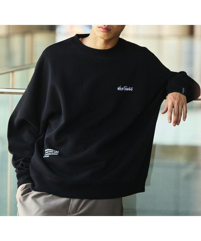 【フリークスストア/FREAK'S STORE】のWILD THINGS×FREAK S STORE 別注 ビッグシルエット マルチプリントデザイン クルーネックスウェット 【限定展開】 25AW インテリア・キッズ・メンズ・レディースファッション・服の通販 founy(ファニー) 　ファッション　Fashion　メンズファッション　Fashion for Men　アウトドア　Outdoor Clothing　ヴィンテージ　Vintage Style　カーゴパンツ　Cargo Pants, Utility Pants　シンプル　Simple, Minimal　スウェット / スエット　Sweatshirt, Sweatwear　スラックス　Slacks, Dress Pants　デニム　Denim, Jeans Material　トレンド　Trend, Trending Now　定番　Standard, Basic Item　人気　Popular, Best Seller　ビッグ　Big, Oversized　フロント　Front, Front Design　プリント　Print, Printed Pattern　ボトム　Bottoms, Lower Wear　別注　Limited Edition, Custom Order　ワイド　Wide, Wide Fit　ワンポイント　One Point, Statement Accent　A/W・秋冬　Autumn/Winter　冬　Winter / This Winter　おすすめ　Recommended / Our Picks　2025年　2025　2025-2026秋冬・A/W　Autumn/Winter 2025–26 AW25–26　ブラック|ID: prp329100004798097 ipo3291000000035118891