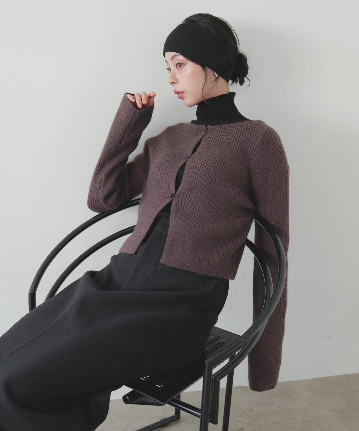 【リアン/Lian】のセンターホールリブニットカーディガン インテリア・キッズ・メンズ・レディースファッション・服の通販 founy(ファニー) 　ファッション　Fashion　レディースファッション　Fashion for Women　トップス・カットソー　Cut & Sew Tops　ニット　Knit Tops & Sweaters　カーディガン・羽織り　Layered Style Cardigans　カーディガン　Cardigan, Knitwear　ショート　Short, Short Length　センター　Center, Center Line　ブラウン|ID: prp329100004798162 ipo3291000000035179622