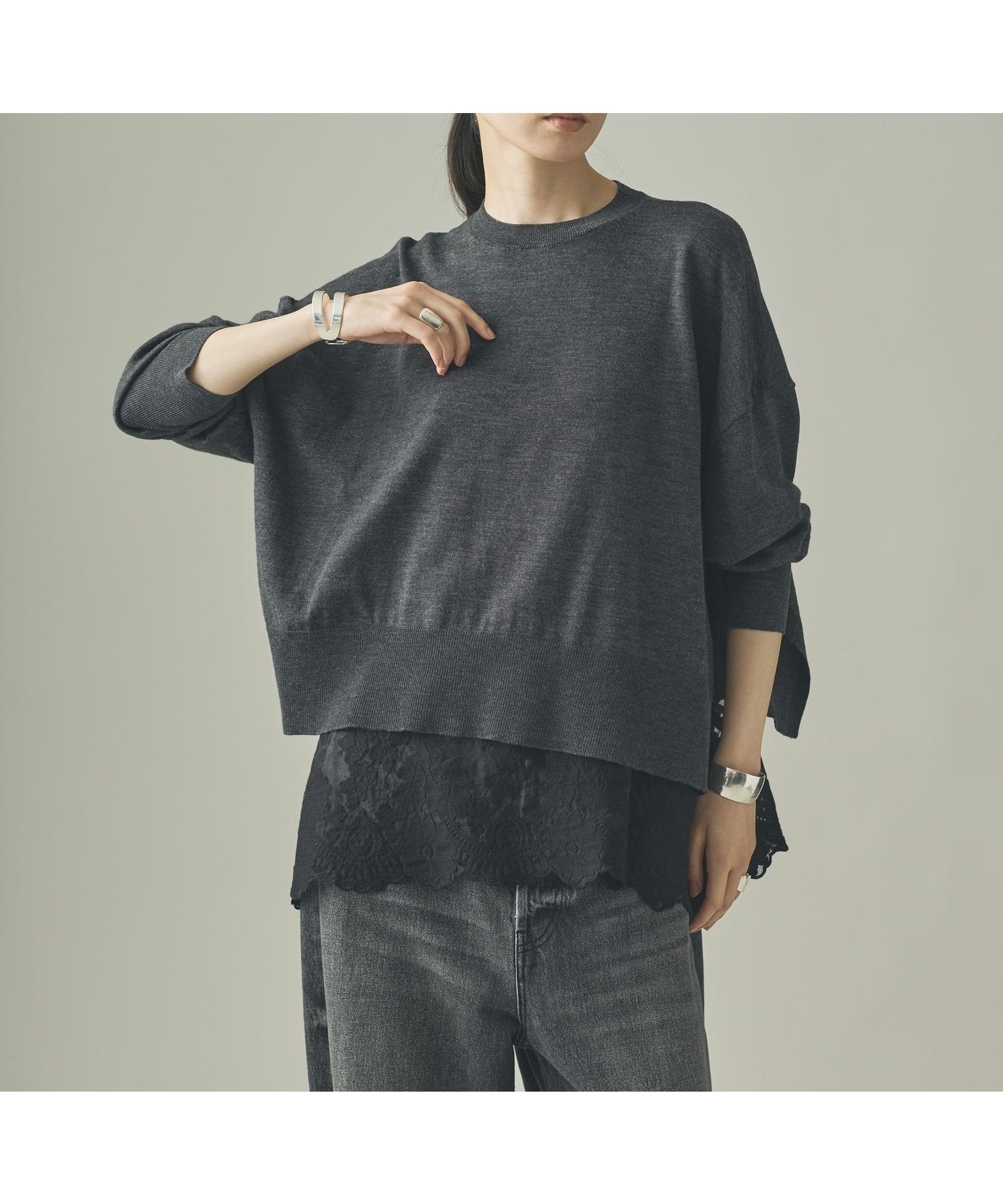 【カレンソロジー/Curensology】のハイゲージレースニットプルオーバー インテリア・キッズ・メンズ・レディースファッション・服の通販 founy(ファニー) ファッション Fashion レディースファッション Fashion for Women トップス・カットソー Cut & Sew Tops ニット Knit Tops & Sweaters ベスト&ジレ / 重ね着スタイル Vests & Gilets カジュアルプルオーバー・ニットトップス Pullovers & Knit Tops / Casual Pullovers エレガント 上品 Elegant キャミソール Camisole, Spaghetti Strap Top スリット Slit, Slit Detail フィット Fit, Slim Fit フラワー Flower, Floral モチーフ Motif, Design Theme レース Lace, Lace Fabric ワイド Wide, Wide Fit おすすめ Recommended / Our Picks グレー|ID: prp329100004798260 ipo3291000000034814545