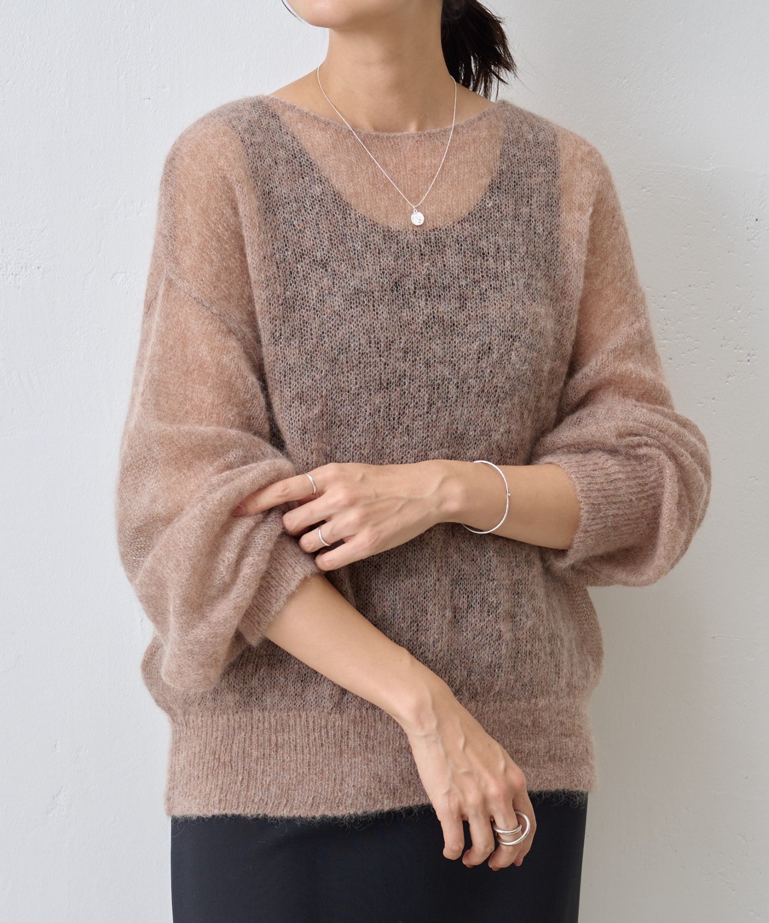 【ビアズリー/BEARDSLEY】のシアーモヘア袖パフプルオーバー インテリア・キッズ・メンズ・レディースファッション・服の通販 founy(ファニー) 　ファッション　Fashion　レディースファッション　Fashion for Women　トップス・カットソー　Cut & Sew Tops　カジュアルプルオーバー・ニットトップス　Pullovers & Knit Tops / Casual Pullovers　インナー　Innerwear　カットソー　Cut and Sewn Top　キャミソール　Camisole, Spaghetti Strap Top　シアー　Sheer, See-Through　スリーブ　Sleeve, Long Sleeve / Short Sleeve　ミックス　Mix, Mixed Style　再入荷　Restock / Back in Stock　エレガント 上品　Elegant　ベージュ|ID: prp329100004798305 ipo3291000000034948778