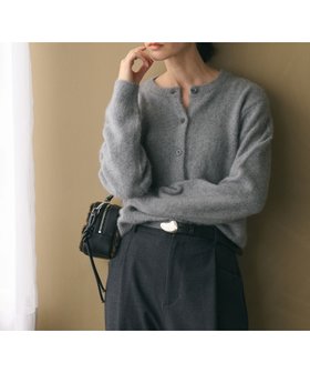 【ビューティ&ユース ユナイテッドアローズ/BEAUTY&YOUTH / UNITED ARROWS】のフォックスカシミヤブレンド クルーネックカーディガン 人気、トレンドファッション・服の通販 founy(ファニー) ファッション Fashion レディースファッション Fashion for Women トップス・カットソー Cut & Sew Tops カーディガン・羽織り Layered Style Cardigans インナー Innerwear カットソー Cut and Sewn Top カーディガン Cardigan, Knitwear コンパクト Compact, Small Size トレンド Trend, Trending Now フォックス Fox, Fox Fur 羽織 Haori, Light Jacket リラックス Relax, Relaxed Fit おすすめ Recommended / Our Picks |ID:prp329100004798320