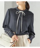 【シップス フォー ウィメン/SHIPS】の手洗い可能 ハンマー サテン ピンタック ブラウス 人気、トレンドファッション・服の通販 founy(ファニー) ファッション Fashion レディースファッション Fashion for Women トップス・カットソー Cut & Sew Tops シャツ・ブラウス・オフィスカジュアル Elegant Blouses & Button-Ups インナー Innerwear カフス Cuff Design ギャザー Gathered, Ruffled サテン Satin, Glossy Fabric ジャケット Jacket, Outerwear スリーブ Sleeve, Long Sleeve / Short Sleeve デニム Denim, Jeans Material ネックレス Necklace, Pendant Necklace パイピング Piping, Trim Design フェミニン Feminine, Girly ボトム Bottoms, Lower Wear リボン Ribbon, Bow おすすめ Recommended / Our Picks 2025年 2025 2025春夏・S/S Spring/Summer 2025 SS25 thumbnail ネイビー|ID: prp329100004798366 ipo3291000000035073144