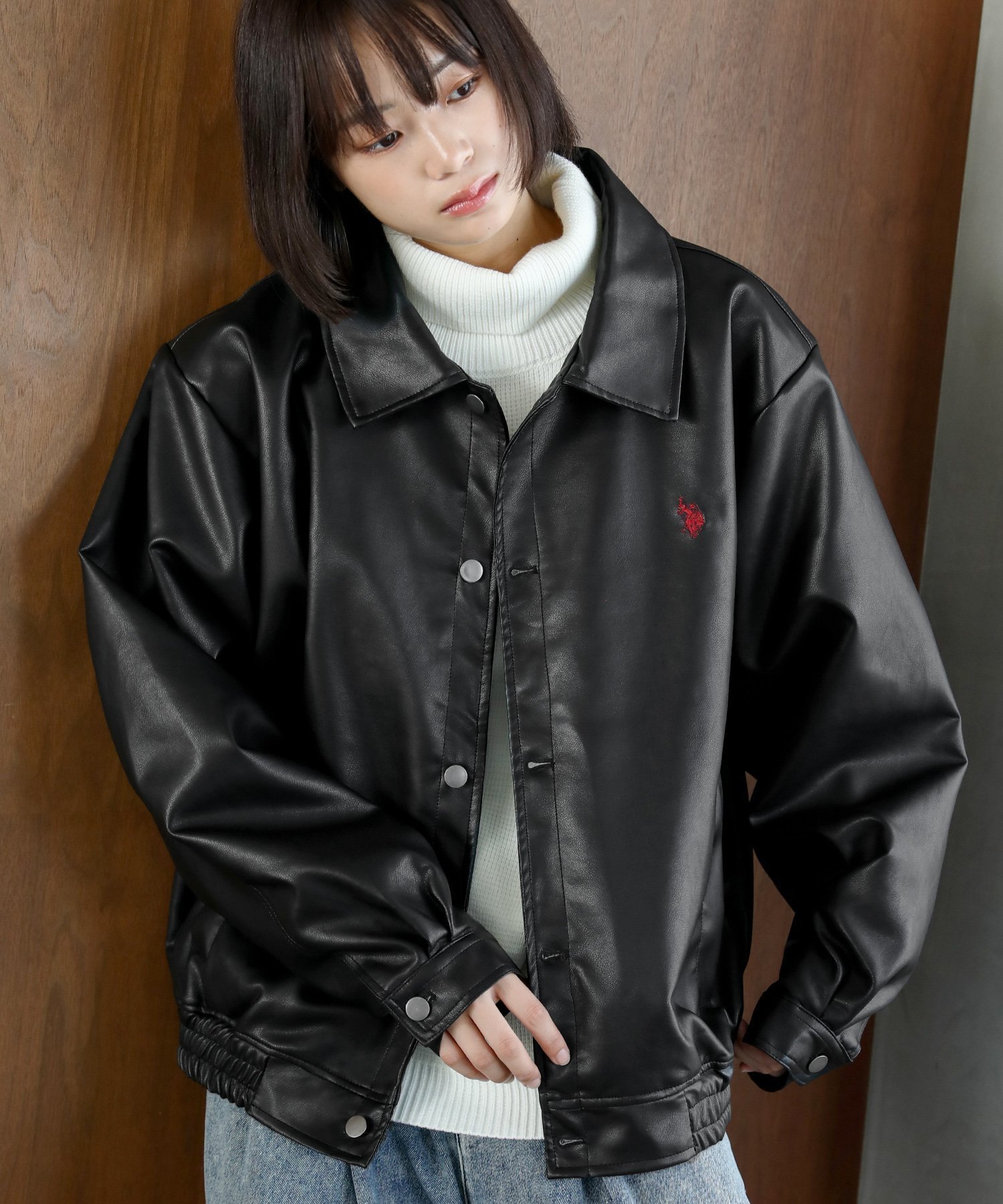 【ザ カジュアル/THE CASUAL】のU.S. POLO ASSN.別注 ビッグシルエットショートブルゾン デニム/PUレザー インテリア・キッズ・メンズ・レディースファッション・服の通販 founy(ファニー) 　ファッション　Fashion　レディースファッション　Fashion for Women　アウター　Coat / Outerwear Collection　ブルゾンジャケット・スポーティアウター　Blouson Jackets　アメリカン　American Style　春　Spring　秋　Autumn　カーゴパンツ　Cargo Pants, Utility Pants　クラシック　Classic, Timeless Style　ショルダー　Shoulder, Shoulder Strap　ショート　Short, Short Length　シンプル　Simple, Minimal　スポーツ　Sports, Activewear　スラックス　Slacks, Dress Pants　デニム　Denim, Jeans Material　トレンド　Trend, Trending Now　ドロップ　Drop Shoulder, Dropped Style　人気　Popular, Best Seller　パーカー　Hoodie, Parka　ビッグ　Big, Oversized　ブルゾン　Blouson, Bomber Jacket　ボトム　Bottoms, Lower Wear　別注　Limited Edition, Custom Order　リアル　Real, Realistic　ワイド　Wide, Wide Fit　ワンポイント　One Point, Statement Accent　再入荷　Restock / Back in Stock　ブラック系|ID: prp329100004798445 ipo3291000000035016369