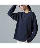 【ナノ ユニバース/nano universe】のサイドスリットロングスリーブTシャツ 人気、トレンドファッション・服の通販 founy(ファニー) ファッション Fashion レディースファッション Fashion for Women トップス・カットソー Cut & Sew Tops シャツ・ブラウス・オフィスカジュアル Elegant Blouses & Button-Ups ロングTシャツ・Tシャツ Longline T-Shirts & Tees インナー Innerwear シンプル Simple, Minimal ジャケット Jacket, Outerwear スリット Slit, Slit Detail スリーブ Sleeve, Long Sleeve / Short Sleeve トレーナー Sweatshirt, Trainer ベーシック Basic, Essential 羽織 Haori, Light Jacket ロング Long, Long-Length おすすめ Recommended / Our Picks 2025年 2025 2025春夏・S/S Spring/Summer 2025 SS25 thumbnail ネイビー|ID: prp329100004798513 ipo3291000000034816201