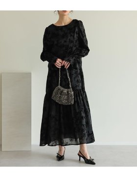 【リエディ/Re:EDIT】のフロッキーオーガンジーロングワンピース 人気、トレンドファッション・服の通販 founy(ファニー) ファッション Fashion レディースファッション Fashion for Women ワンピース Dresses エレガント 上品 Elegant オーガンジー Organza Fabric コンパクト Compact, Small Size シアー Sheer, See-Through スリーブ Sleeve, Long Sleeve / Short Sleeve ティアードワンピース Tiered Dress, Flared Dress ドット Polka Dot, Dot Pattern バランス Balance, Style Balance フェミニン Feminine, Girly リボン Ribbon, Bow 結婚式 Wedding |ID:prp329100004798823