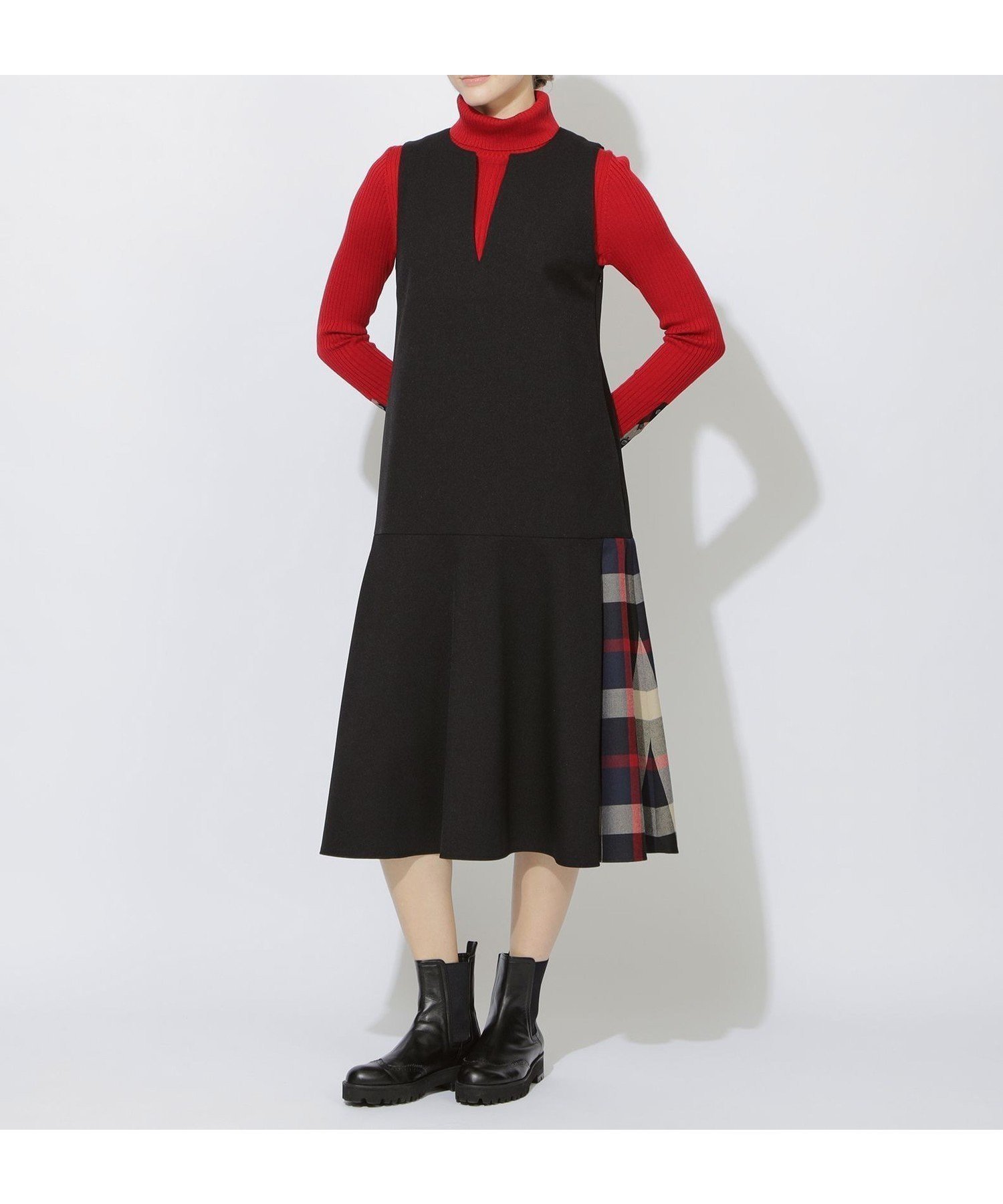 【ブルーレーベル クレストブリッジ/BLUE LABEL CRESTBRIDGE】のサイドチェック切替ジャンスカ インテリア・キッズ・メンズ・レディースファッション・服の通販 founy(ファニー) 　ファッション　Fashion　レディースファッション　Fashion for Women　インナー　Innerwear　チェック　Check, Plaid, Tartan　トレンド　Trend, Trending Now　フレア　Flare, Flared　ロング　Long, Long-Length　切替　Switching, Contrast Panel　洗える　Machine Washable　ブラック|ID: prp329100004798933 ipo3291000000034938335