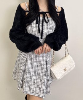 【イング/INGNI】のバックレースアップツイードミニキャミワンピース 人気、トレンドファッション・服の通販 founy(ファニー) ファッション Fashion レディースファッション Fashion for Women ワンピース Dresses キャミソールワンピース Camisole Dresses インナー Innerwear ガーリー Girly, Feminine Style キャミワンピース Cami Dress, Slip Dress サイドジップ Side Zip, Side Zipper スマホ Smartphone, Mobile Device ツイード Twill, Twill Weave トレンド Trend, Trending Now 定番 Standard, Basic Item モノトーン Monotone, Black and White ロング Long, Long-Length 冬 Winter / This Winter おすすめ Recommended / Our Picks |ID:prp329100004798948