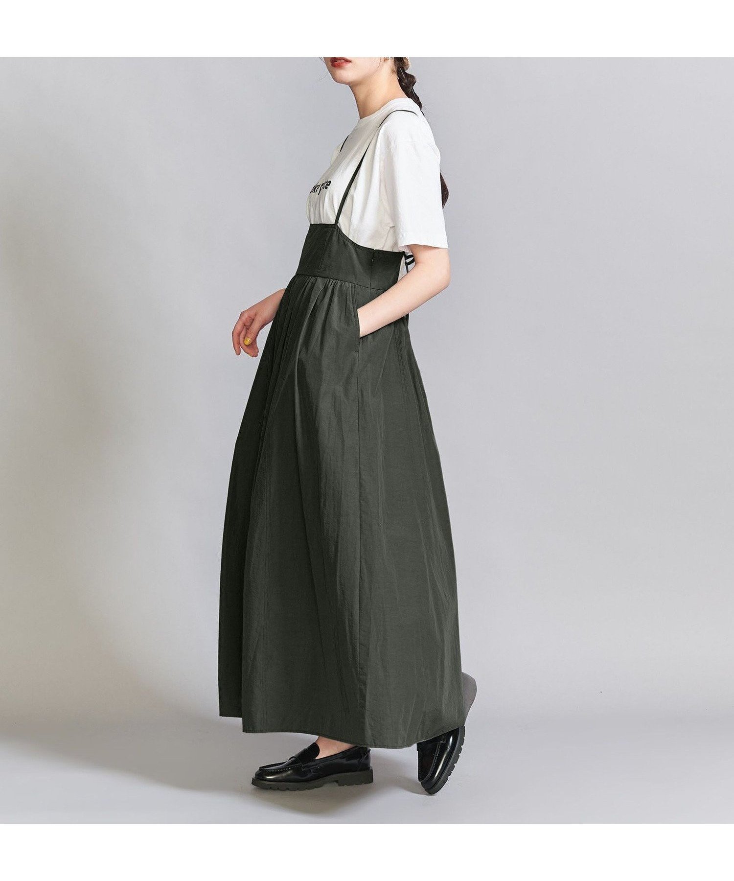 【ビューティ&ユース ユナイテッドアローズ/BEAUTY&YOUTH / UNITED ARROWS】のナイロンコットン バックホール キャミワンピース -2WAY- インテリア・キッズ・メンズ・レディースファッション・服の通販 founy(ファニー) 　ファッション　Fashion　レディースファッション　Fashion for Women　ワンピース　Dresses　キャミソールワンピース　Camisole Dresses　春　Spring　ガーリー　Girly, Feminine Style　キャミワンピース　Cami Dress, Slip Dress　ギャザー　Gathered, Ruffled　コンパクト　Compact, Small Size　サンダル　Sandals, Summer Shoes　シューズ　Shoes, Footwear　スニーカー　Sneakers, Trainers　タンク　Tank Top, Sleeveless Top　定番　Standard, Basic Item　フェミニン　Feminine, Girly　フラット　Flat, Flat Shoes　ポケット　Pocket, Pocket Detail　ラップ　Wrap, Wrap Design　S/S・春夏　SS, Spring/Summer, Warm Season　おすすめ　Recommended / Our Picks　夏　Summer　OLIVE|ID: prp329100004799034 ipo3291000000034819427