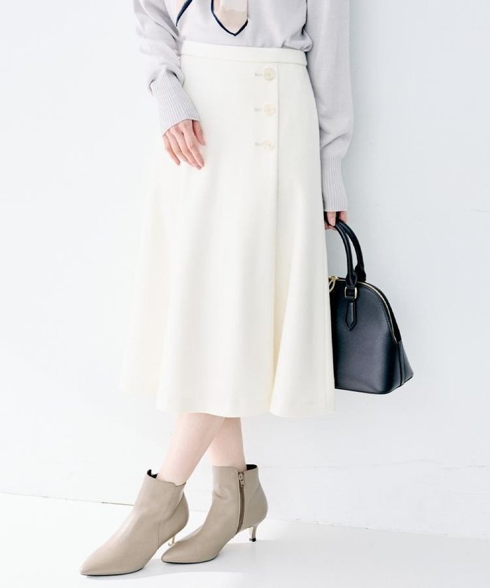 【アンタイトル/UNTITLED】の【ウール100%/後ろウエストゴム】ミルドスムースフレアスカート インテリア・キッズ・メンズ・レディースファッション・服の通販 founy(ファニー) https://founy.com/ ファッション Fashion レディースファッション Fashion for Women スカート Skirts Aライン・フレアスカート A-Line & Flared Skirts アクセサリー Fashion Accessories ショート Short, Short Length スマート Smart, Elegant フレア Flare, Flared フロント Front, Front Design ポケット Pocket, Pocket Detail 別注 Limited Edition, Custom Order ラップ Wrap, Wrap Design 冬 Winter / This Winter おすすめ Recommended / Our Picks |ID: prp329100004799166 ipo3291000000035079674