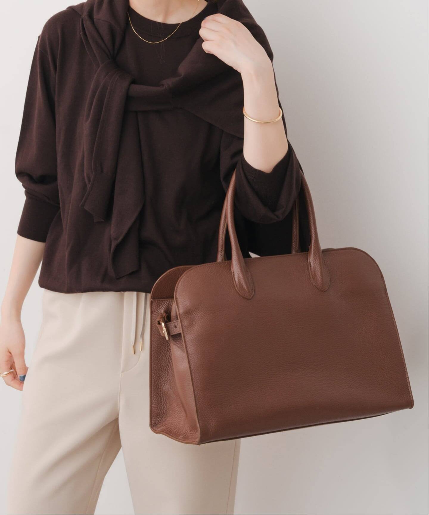 【スピック&スパン/Spick & Span】の《追加3 》MILOS / ミロス 別注ボストンバッグ * インテリア・キッズ・メンズ・レディースファッション・服の通販 founy(ファニー) 　ファッション　Fashion　レディースファッション　Fashion for Women　イタリア　Italy　オイル　Body Oil　シンプル　Simple, Minimal　スマート　Smart, Elegant　人気　Popular, Best Seller　フラップ　Flap, Flap Pocket　ボストンバッグ　Boston Bag, Retro Bag　別注　Limited Edition, Custom Order　おすすめ　Recommended / Our Picks　エレガント 上品　Elegant　ビジネス 仕事 通勤　Business / Work / Commuting　キャメル|ID: prp329100004799261 ipo3291000000034944846