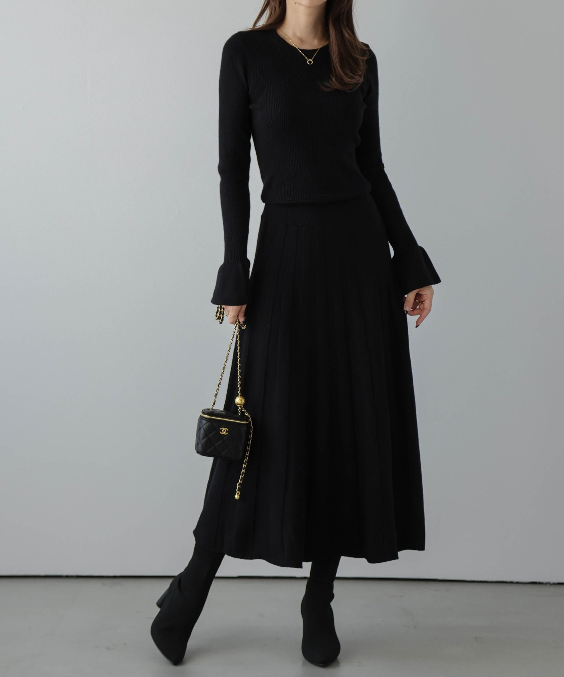 【ラジュール/Lajour】のリブニットワンピース インテリア・キッズ・メンズ・レディースファッション・服の通販 founy(ファニー) ファッション Fashion レディースファッション Fashion for Women ワンピース Dresses ニットワンピース Knit Dresses エレガント 上品 Elegant セットアップ Set-Up, Coordinated Outfit バランス Balance, Style Balance フレア Flare, Flared リブニット Rib Knit, Ribbed Knit ブラック|ID: prp329100004799293 ipo3291000000034928513