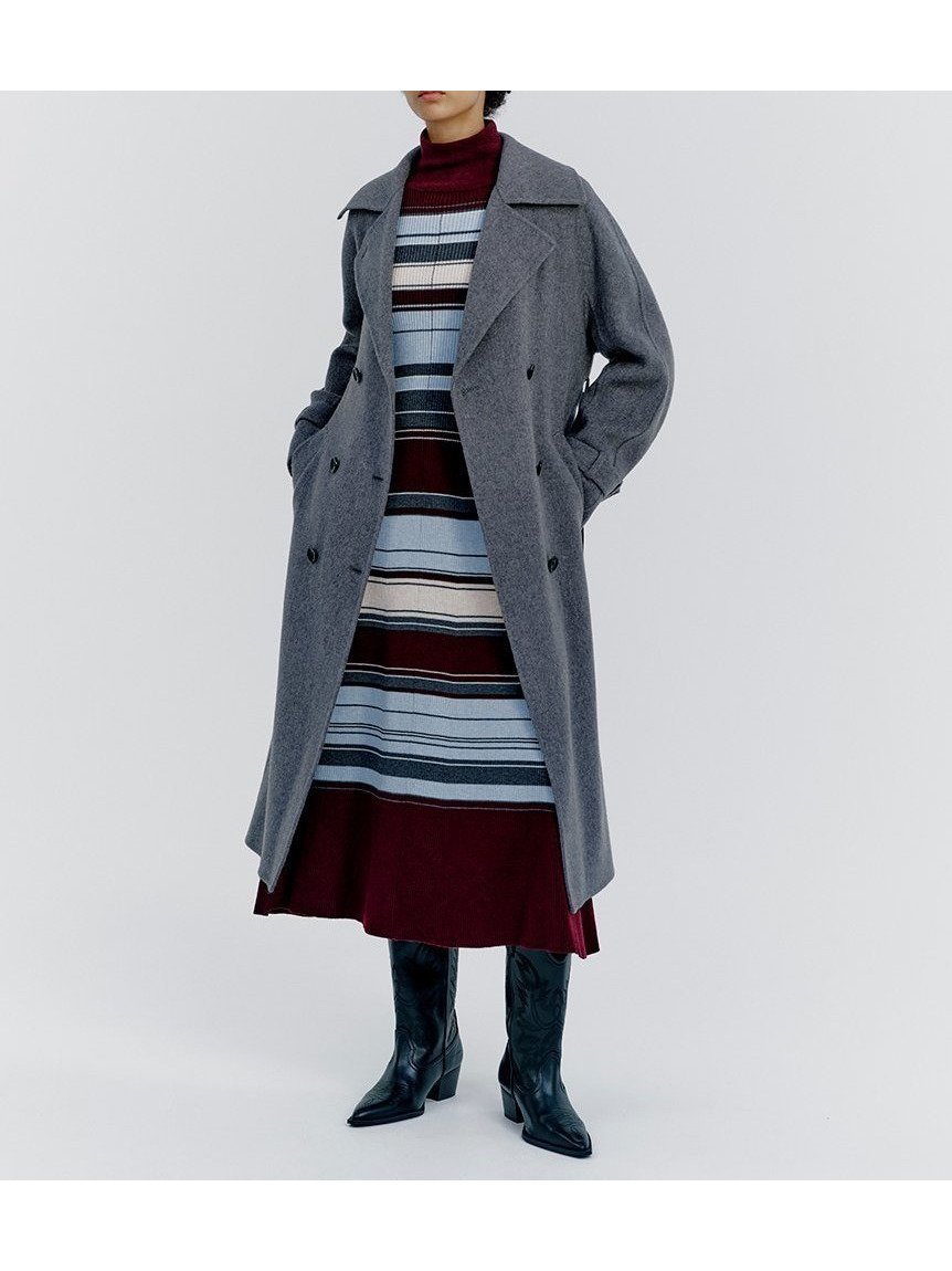 【ミラオーウェン/Mila Owen】のベルト付きリバーピーコート 人気、トレンドファッション・服の通販 founy(ファニー) 　ファッション　Fashion　レディースファッション　Fashion for Women　アウター　Coat / Outerwear Collection　コート・ロングコート・ピーコート　Long Coats, Peacoats & More　ベルト&ウエストマーク　Belts & Waist Accessories　エレガント 上品　Elegant　カッティング　Cutting Detail　スマート　Smart, Elegant　ダブル　Double, Double-Breasted　フォルム　Silhouette, Form　フロント　Front, Front Design　モチーフ　Motif, Design Theme　ロング　Long, Long-Length　冬　Winter / This Winter　 other-1|ID: prp329100004799677 ipo3291000000034823147