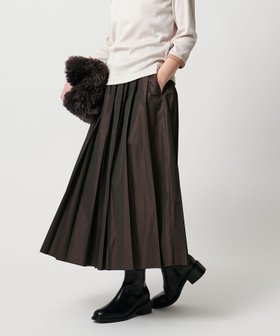 【ユナイテッドアローズ/UNITED ARROWS】のタフタ プリーツ ラメ スカート 人気、トレンドファッション・服の通販 founy(ファニー) ファッション Fashion レディースファッション Fashion for Women スカート Skirts コンパクト Compact, Small Size サンダル Sandals, Summer Shoes タイツ Tights, Legwear タフタ Taffeta, Structured Fabric バランス Balance, Style Balance フィット Fit, Slim Fit プリーツ Pleats, Pleated ロング Long, Long-Length おすすめ Recommended / Our Picks |ID:prp329100004799700