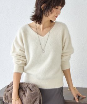 【リヴドロワ/RIVE DROITE】の【最高気温10度の寒い日に!/リバイバル】ファーヤーン2WAYニット 人気、トレンドファッション・服の通販 founy(ファニー) ファッション Fashion レディースファッション Fashion for Women トップス・カットソー Cut & Sew Tops ニット Knit Tops & Sweaters シンプル Simple, Minimal 人気 Popular, Best Seller ルーズ Loose, Oversized 再入荷 Restock / Back in Stock おすすめ Recommended / Our Picks |ID:prp329100004799719