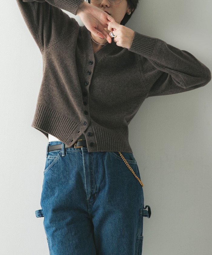 【アーバンリサーチ/URBAN RESEARCH】のカシミヤ強縮Vネックカーディガン インテリア・キッズ・メンズ・レディースファッション・服の通販 founy(ファニー) https://founy.com/ ファッション Fashion レディースファッション Fashion for Women トップス・カットソー Cut & Sew Tops カーディガン・羽織り Layered Style Cardigans Vネックトップス V-Neck Tops / V-Cut Neckline Shirts 2025年 2025 2025-2026秋冬・A/W Autumn/Winter 2025–26 AW25–26 冬 Winter / This Winter おすすめ Recommended / Our Picks カーディガン Cardigan, Knitwear コンパクト Compact, Small Size シンプル Simple, Minimal ジャケット Jacket, Outerwear スラックス Slacks, Dress Pants ダウン Down, Puffer デニム Denim, Jeans Material トレンド Trend, Trending Now A/W・秋冬 Autumn/Winter |ID: prp329100004799770 ipo3291000000034823693