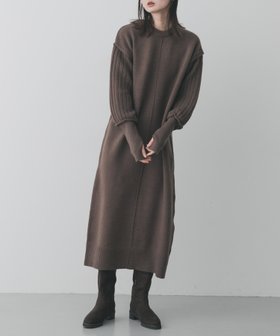 【センスオブプレイス/SENSE OF PLACE by URBAN RESEARCH】のセンターシームサムホールニットワンピース 人気、トレンドファッション・服の通販 founy(ファニー) ファッション Fashion レディースファッション Fashion for Women ワンピース Dresses ニットワンピース Knit Dresses 2025年 2025 2025-2026秋冬・A/W Autumn/Winter 2025–26 AW25–26 冬 Winter / This Winter シンプル Simple, Minimal トレンド Trend, Trending Now フィット Fit, Slim Fit A/W・秋冬 Autumn/Winter |ID:prp329100004799835