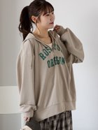 【エヘカソポ/ehka sopo】のハーフジッププリントパーカー 人気、トレンドファッション・服の通販 founy(ファニー) ファッション Fashion レディースファッション Fashion for Women トップス・カットソー Cut & Sew Tops レディースパーカー・カジュアルフーディー Casual Hoodies & Sweatshirts おすすめ Recommended / Our Picks カットソー Cut and Sewn Top ハーフ Half, Half-Length パーカー Hoodie, Parka フロント Front, Front Design thumbnail ベージュ|ID: prp329100004799846 ipo3291000000034944174
