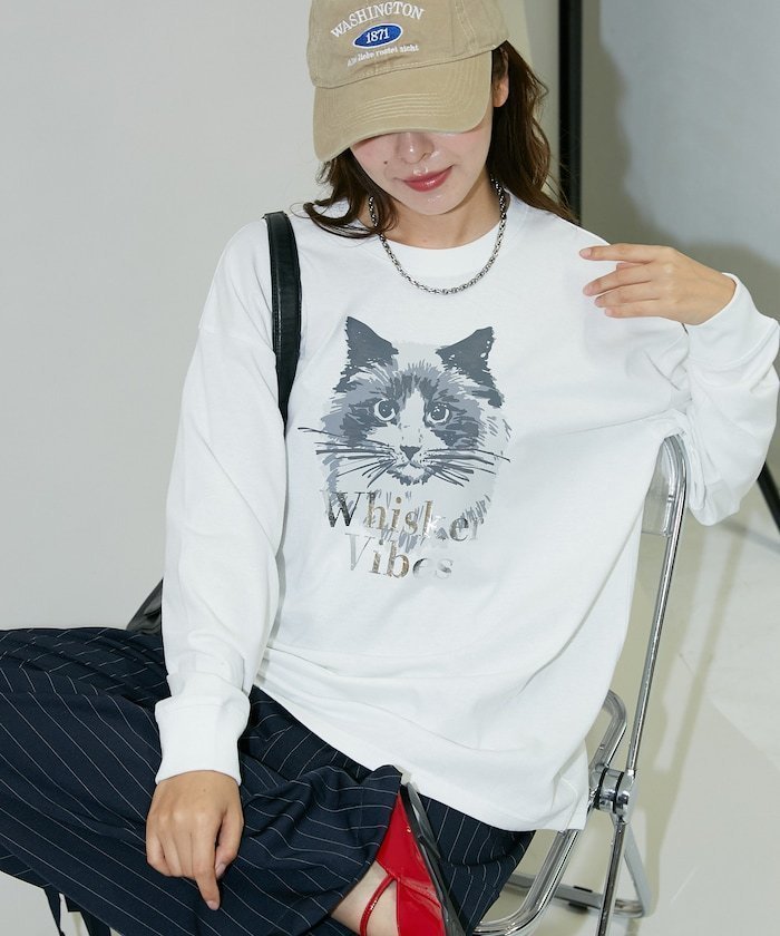【フリークスストア/FREAK'S STORE】の手書き風 キャット プリント 箔ロゴ ロンT 限定展開 25AW 人気、トレンドファッション・服の通販 founy(ファニー) 　ファッション　Fashion　レディースファッション　Fashion for Women　トップス・カットソー　Cut & Sew Tops　ロングTシャツ・Tシャツ　Longline T-Shirts & Tees　2025年　2025　2025-2026秋冬・A/W　Autumn/Winter 2025–26 AW25–26　冬　Winter / This Winter　プリント　Print, Printed Pattern　A/W・秋冬　Autumn/Winter　 other-1|ID: prp329100004799864 ipo3291000000034943520