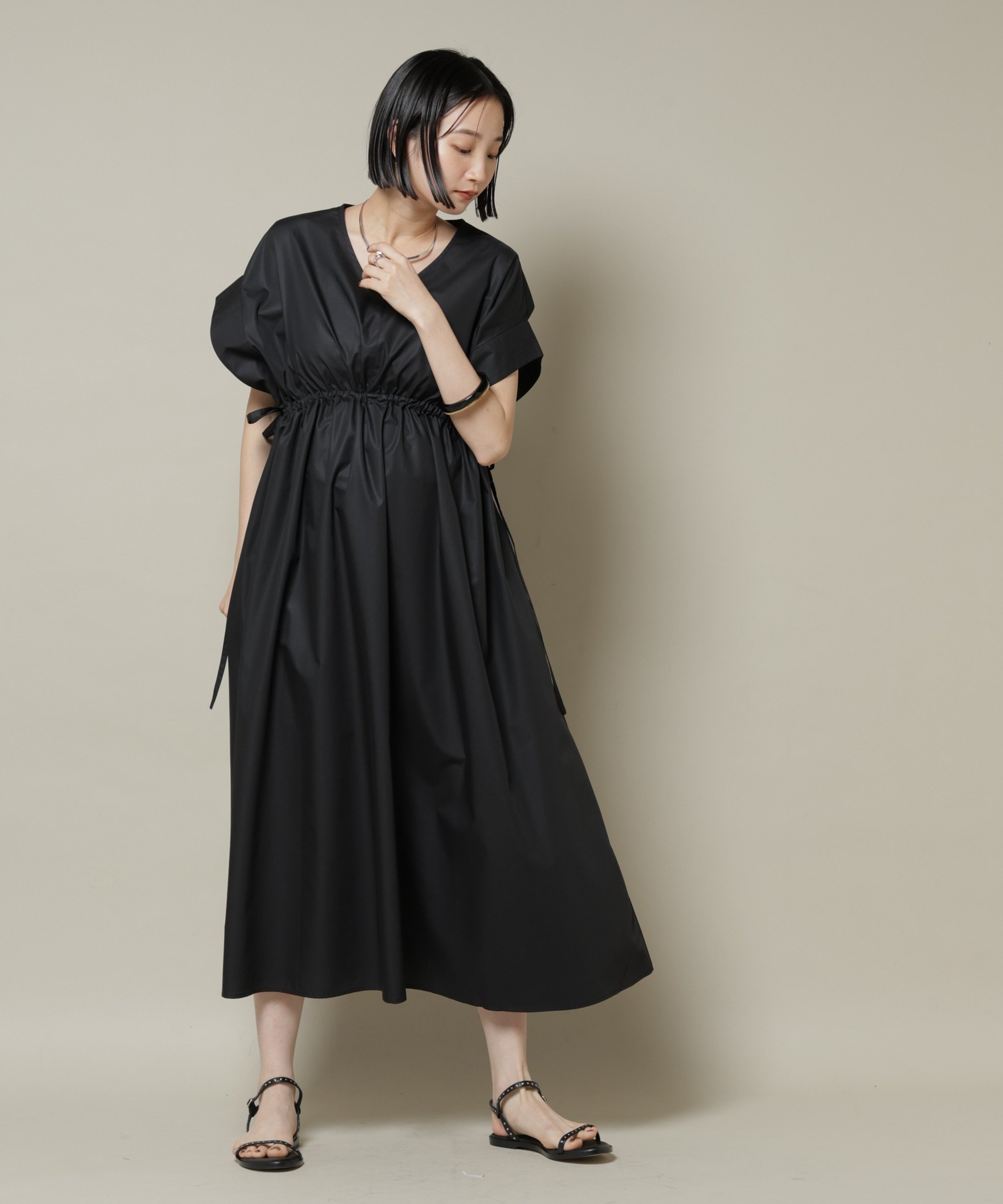 【ナノ ユニバース/nano universe】のドロストギャザードルマンワンピース インテリア・キッズ・メンズ・レディースファッション・服の通販 founy(ファニー) ファッション Fashion レディースファッション Fashion for Women ワンピース Dresses ギャザー Gathered, Ruffled スニーカー Sneakers, Trainers ブロード Broadcloth, Fine Cotton リラックス Relax, Relaxed Fit 2025年 2025 2025-2026秋冬・A/W Autumn/Winter 2025–26 AW25–26 ブラック|ID: prp329100004799878 ipo3291000000034824284