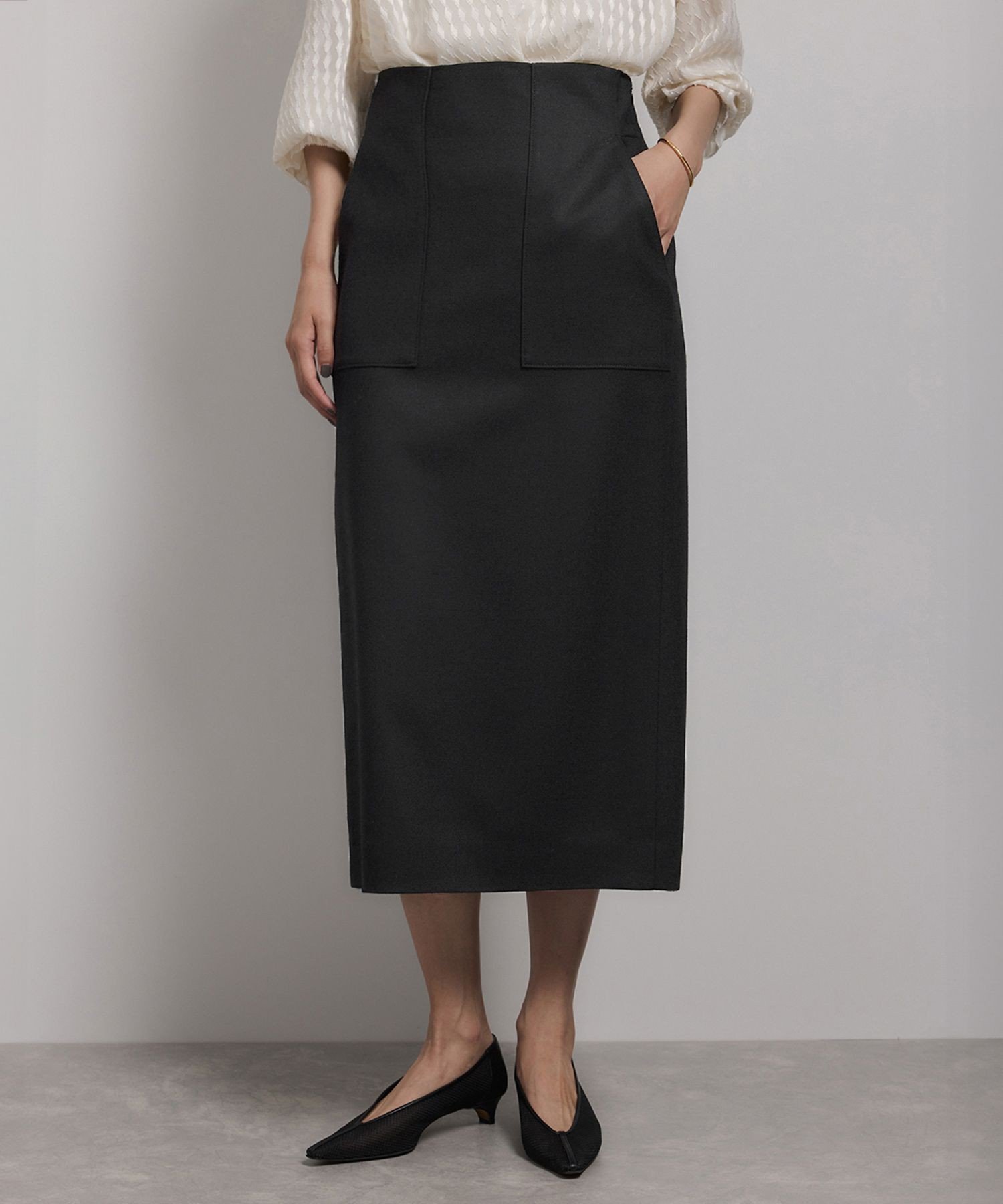 【ロペ/ROPE'】の美人スカート ウールレーヨンポケット付きタイトスカート(無地)/イージーケア・セットアップ対応 インテリア・キッズ・メンズ・レディースファッション・服の通販 founy(ファニー) ファッション Fashion レディースファッション Fashion for Women セットアップ Matching Sets スカート・ミニ/ミディ/マキシ Skirts / Mini, Midi & Maxi Skirts おすすめ Recommended / Our Picks アンサンブル Ensemble Set ウォーム Warm Fabric カーディガン Cardigan, Knitwear フェルト Felt, Felt Fabric ポケット Pocket, Pocket Detail ビジネス 仕事 通勤 Business / Work / Commuting 定番 Standard, Basic Item 無地 Plain, Solid Color A/W・秋冬 Autumn/Winter ブラック(01)|ID: prp329100004799921 ipo3291000000034824582