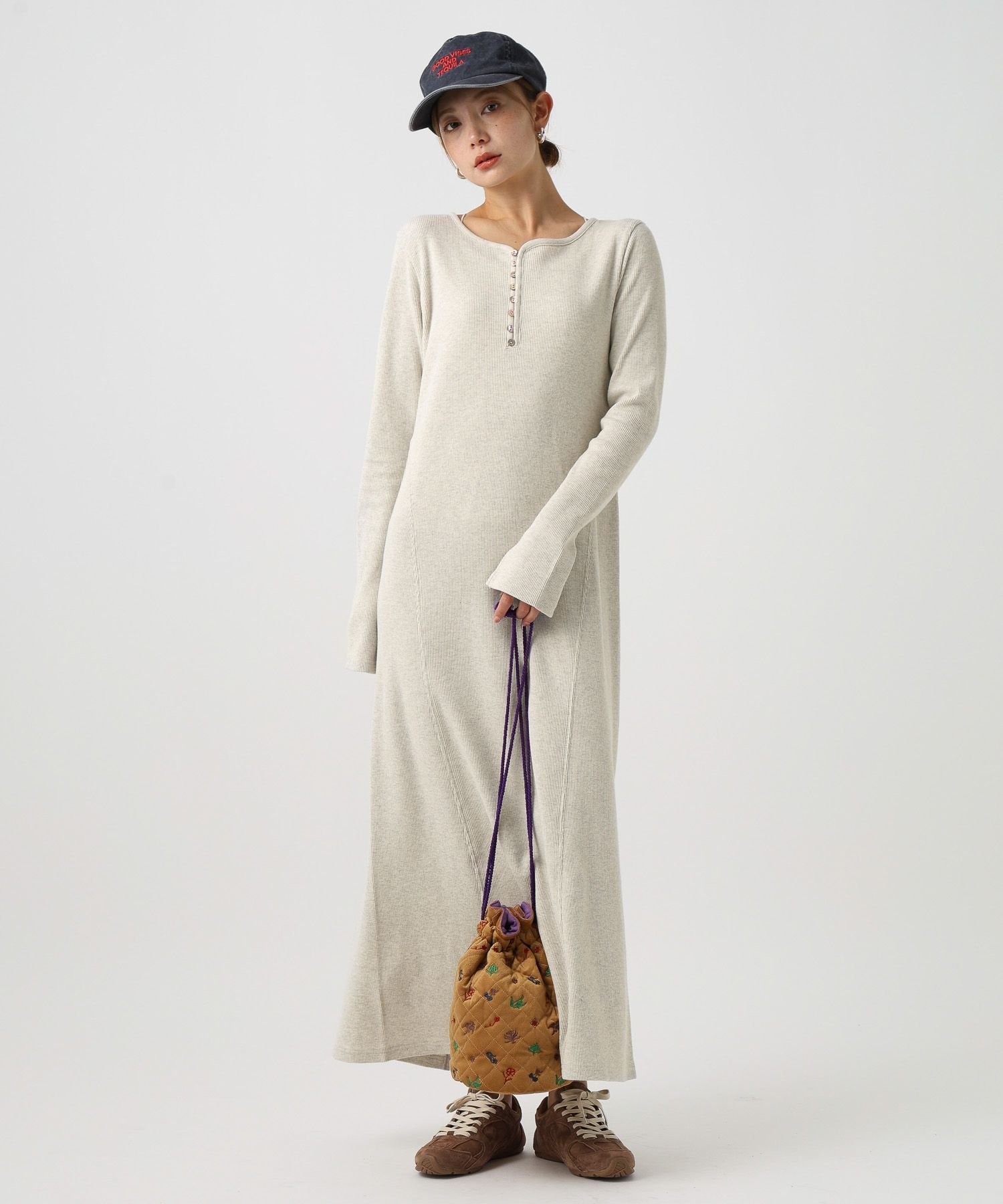 【ベイフロー/BAYFLOW】のヘンリーネックアソートワンピース 人気、トレンドファッション・服の通販 founy(ファニー) ファッション Fashion レディースファッション Fashion for Women ワンピース Dresses おすすめ Recommended / Our Picks インナー Innerwear キャミソール Camisole, Spaghetti Strap Top サークル Circle, Round Design シンプル Simple, Minimal テレコ Ribbed, Rib Stitch フレア Flare, Flared フロント Front, Front Design ボーダー Border, Stripe ロング Long, Long-Length 切替 Switching, Contrast Panel 無地 Plain, Solid Color other-1|ID: prp329100004799941 ipo3291000000034824688