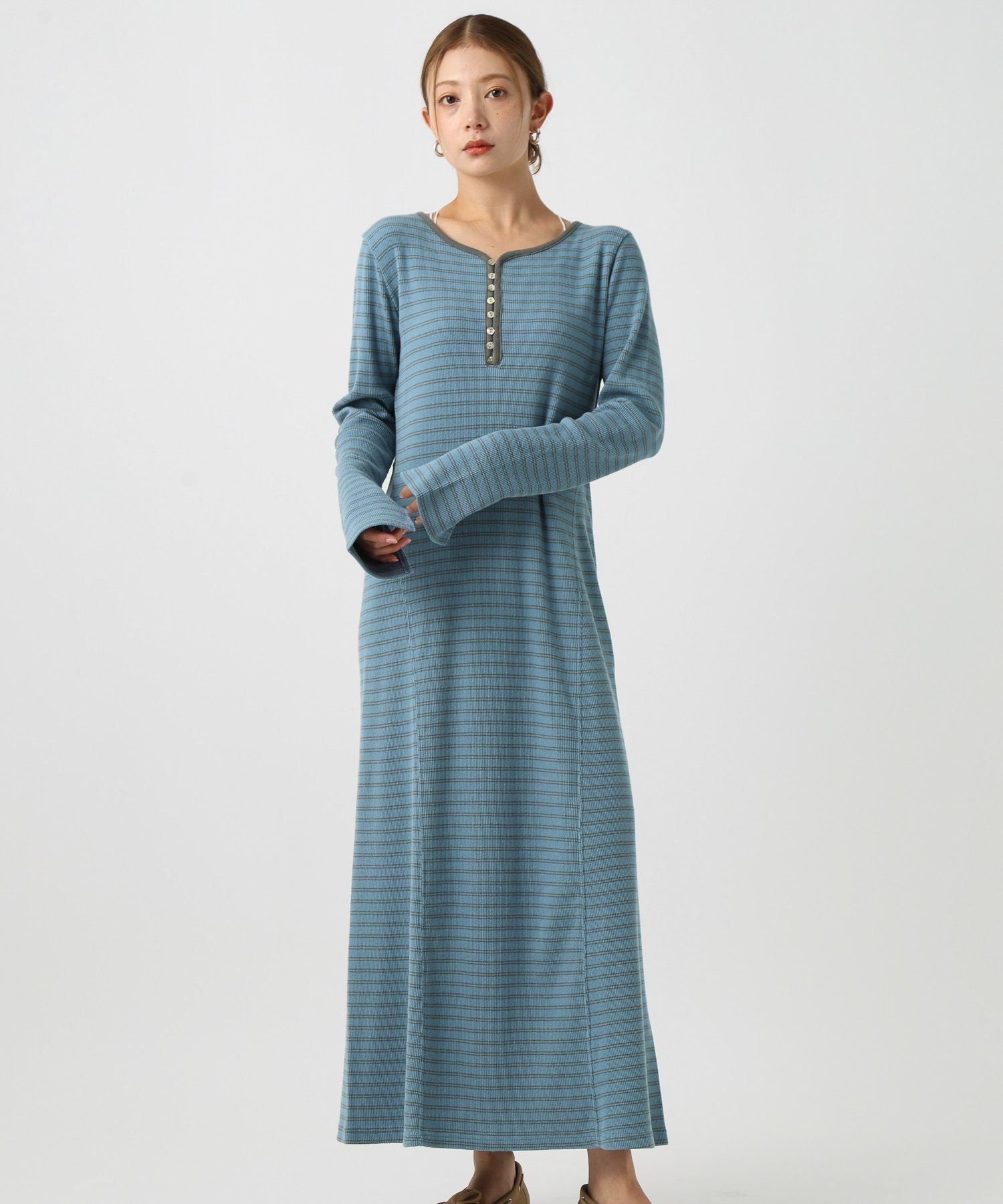 【ベイフロー/BAYFLOW】のヘンリーネックアソートワンピース インテリア・キッズ・メンズ・レディースファッション・服の通販 founy(ファニー) ファッション Fashion レディースファッション Fashion for Women ワンピース Dresses おすすめ Recommended / Our Picks インナー Innerwear キャミソール Camisole, Spaghetti Strap Top サークル Circle, Round Design シンプル Simple, Minimal テレコ Ribbed, Rib Stitch フレア Flare, Flared フロント Front, Front Design ボーダー Border, Stripe ロング Long, Long-Length 切替 Switching, Contrast Panel 無地 Plain, Solid Color ボーダー80|ID: prp329100004799941 ipo3291000000034824692