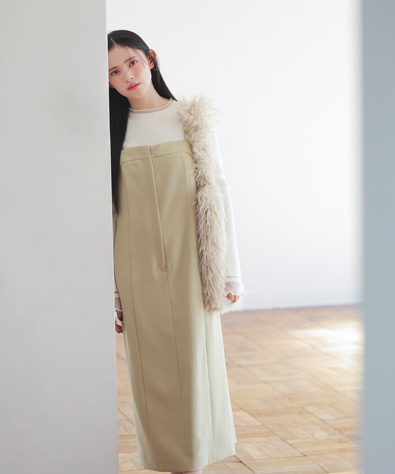 【ナチュラル ビューティー ベーシック/NATURAL BEAUTY BASIC】のキャミワンピース 人気、トレンドファッション・服の通販 founy(ファニー) ファッション Fashion レディースファッション Fashion for Women ワンピース Dresses キャミソールワンピース Camisole Dresses キャミワンピース Cami Dress, Slip Dress シェイプ Shape, Slim Fit ショート Short, Short Length ジャケット Jacket, Outerwear セットアップ Set-Up, Coordinated Outfit センター Center, Center Line エレガント 上品 Elegant 無地 Plain, Solid Color other-1|ID: prp329100004799996 ipo3291000000034824952