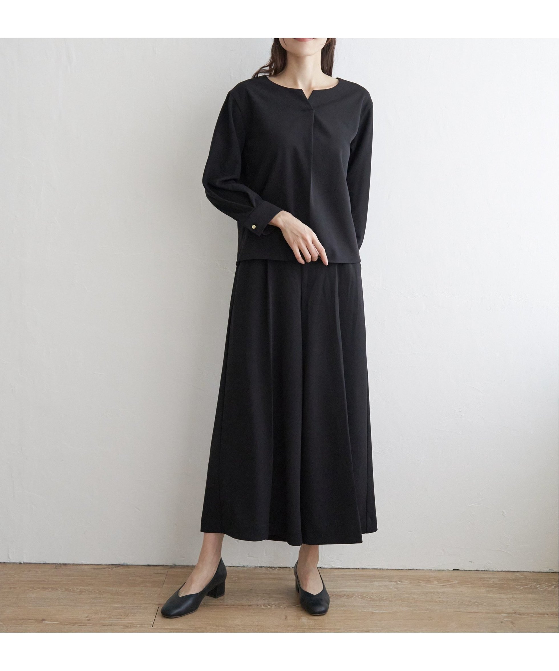 【イッカ/ikka】の【フォーマル対応/2点セット】GOKU楽 長袖フレアセット インテリア・キッズ・メンズ・レディースファッション・服の通販 founy(ファニー) ファッション Fashion レディースファッション Fashion for Women トップス・カットソー Cut & Sew Tops カットソー Cut and Sewn Top シンプル Simple, Minimal ジャケット Jacket, Outerwear ジョーゼット Georgette, Semi-Sheer Fabric ストレッチ Stretch, Stretchy Fabric セットアップ Set-Up, Coordinated Outfit フォーマル Formal, Dressy フレア Flare, Flared ボトム Bottoms, Lower Wear エレガント 上品 Elegant ビジネス 仕事 通勤 Business / Work / Commuting 長袖 Long Sleeve, Full Sleeve ブラック|ID: prp329100004800000 ipo3291000000034824967