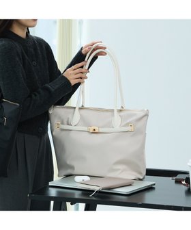 【ロウェル シングス/LOWELL Things】の【kariさんコラボ】多機能BELTEDナイロントート/A4/通勤/16インチP 人気、トレンドファッション・服の通販 founy(ファニー) ファッション Fashion レディースファッション Fashion for Women バッグ Bags クッション Cushion, Throw Pillow コラボ Collaboration, Collab 軽量 Lightweight, Ultra Light スマホ Smartphone, Mobile Device フロント Front, Front Design ポケット Pocket, Pocket Detail エレガント 上品 Elegant ビジネス 仕事 通勤 Business / Work / Commuting |ID:prp329100004800320