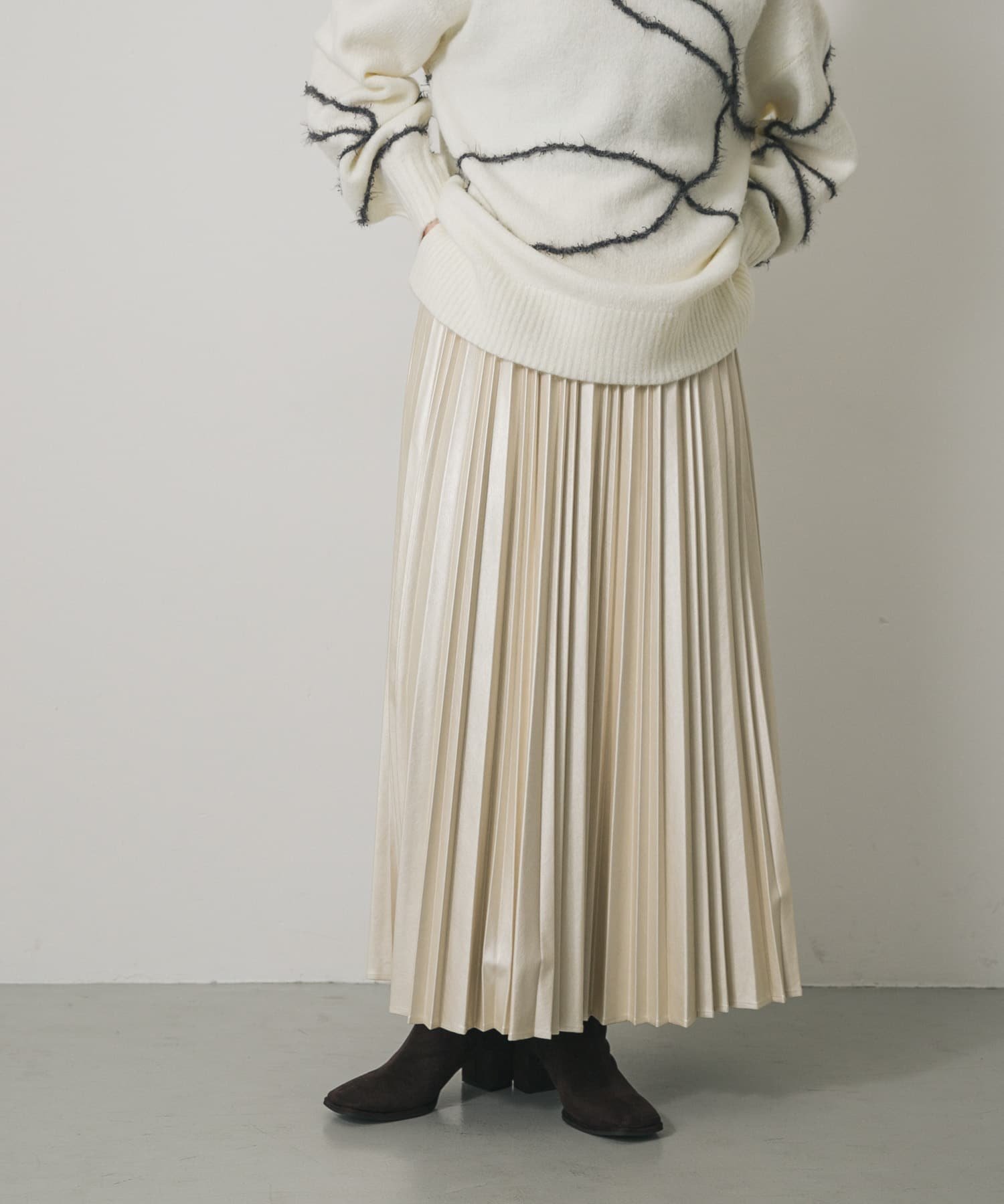【センスオブプレイス/SENSE OF PLACE by URBAN RESEARCH】のFLプリーツスカート インテリア・キッズ・メンズ・レディースファッション・服の通販 founy(ファニー) 　ファッション　Fashion　レディースファッション　Fashion for Women　スカート　Skirts　プリーツスカート / 上品フェミニンスタイル　Pleated Skirts　2025年　2025　2025-2026秋冬・A/W　Autumn/Winter 2025–26 AW25–26　冬　Winter / This Winter　シンプル　Simple, Minimal　スウェット / スエット　Sweatshirt, Sweatwear　トレンド　Trend, Trending Now　フェイクレザー　Faux Leather, PU Leather　プリーツ　Pleats, Pleated　リラックス　Relax, Relaxed Fit　エレガント 上品　Elegant　A/W・秋冬　Autumn/Winter　アイボリー|ID: prp329100004800454 ipo3291000000034828539