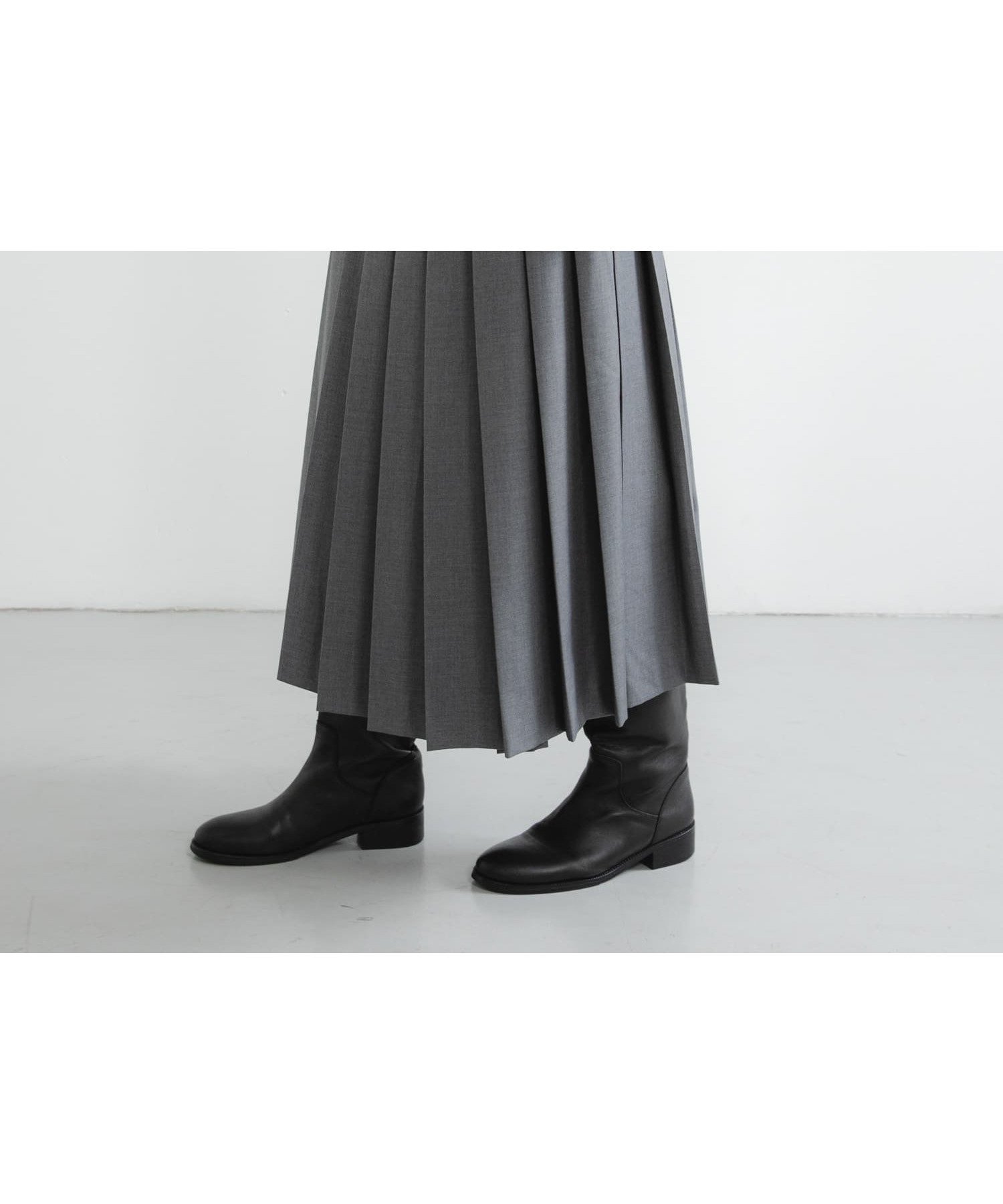 【アーバンリサーチ/URBAN RESEARCH】のラッププリーツスカート インテリア・キッズ・メンズ・レディースファッション・服の通販 founy(ファニー) 　ファッション　Fashion　レディースファッション　Fashion for Women　スカート　Skirts　プリーツスカート / 上品フェミニンスタイル　Pleated Skirts　2025年　2025　2025-2026秋冬・A/W　Autumn/Winter 2025–26 AW25–26　冬　Winter / This Winter　おすすめ　Recommended / Our Picks　カットソー　Cut and Sewn Top　コンパクト　Compact, Small Size　トレンド　Trend, Trending Now　ハイネック　High Neck, Mock Neck　バランス　Balance, Style Balance　プリーツ　Pleats, Pleated　リブニット　Rib Knit, Ribbed Knit　A/W・秋冬　Autumn/Winter　グレー|ID: prp329100004800479 ipo3291000000034828702